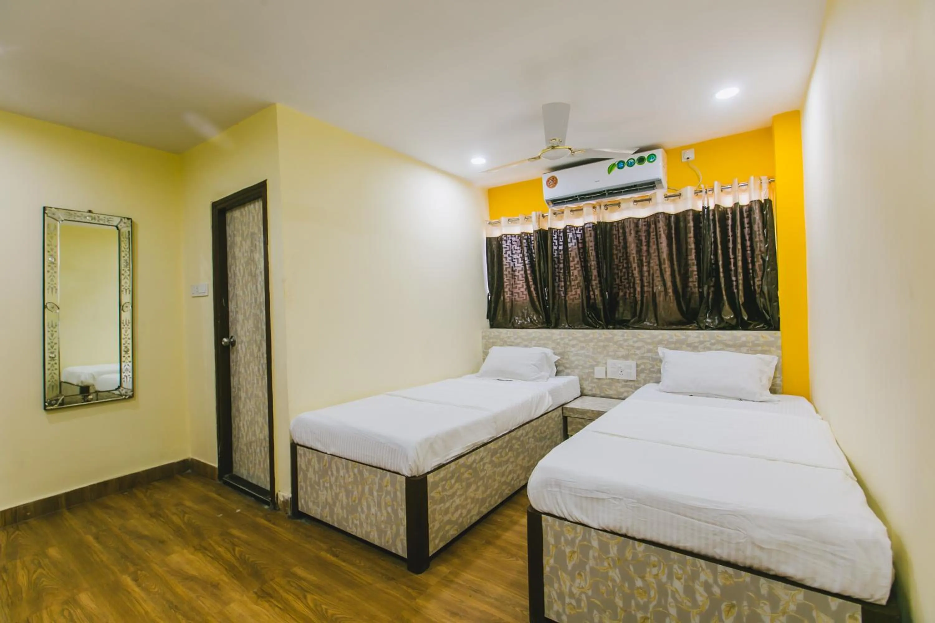 Bed in Hotel Platinum