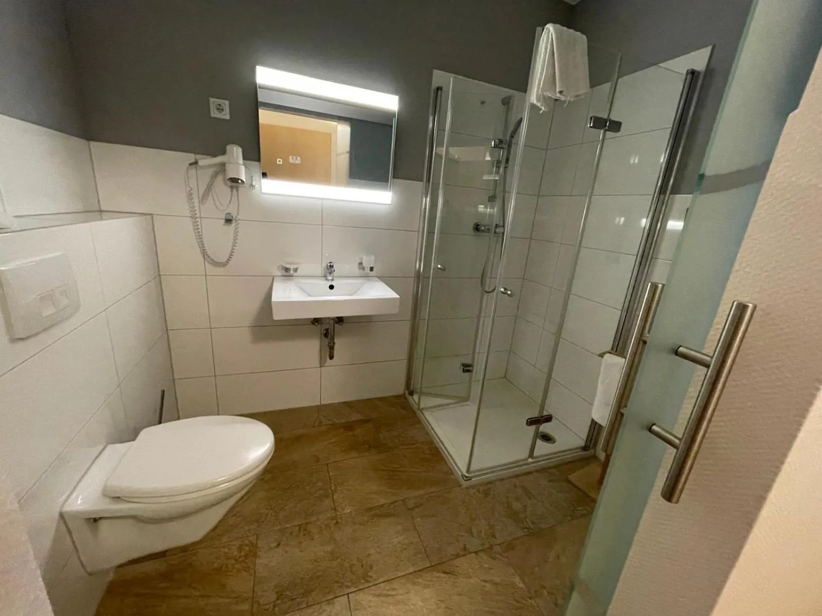 Bathroom in Heppenheimer Hof Hotel