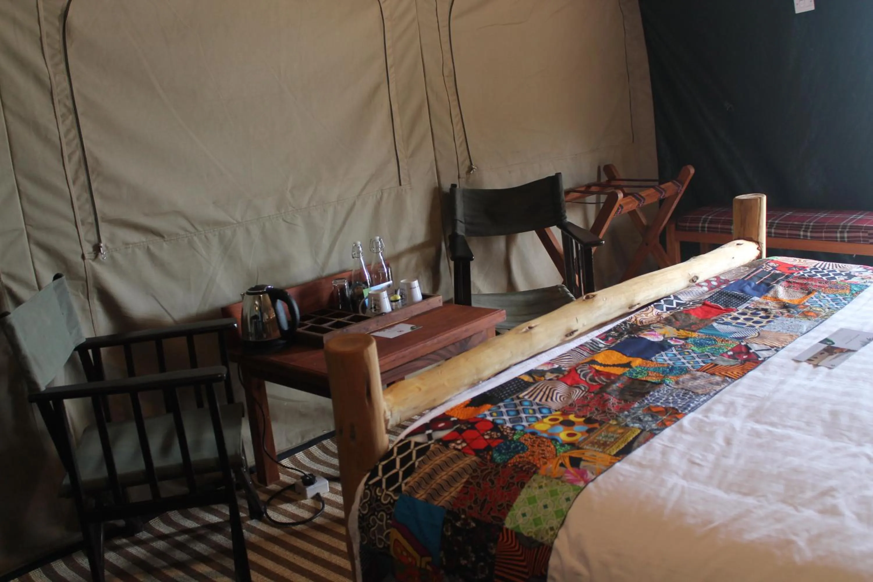 Coffee/tea facilities, Bed in Wag Hill Lodge & Spa