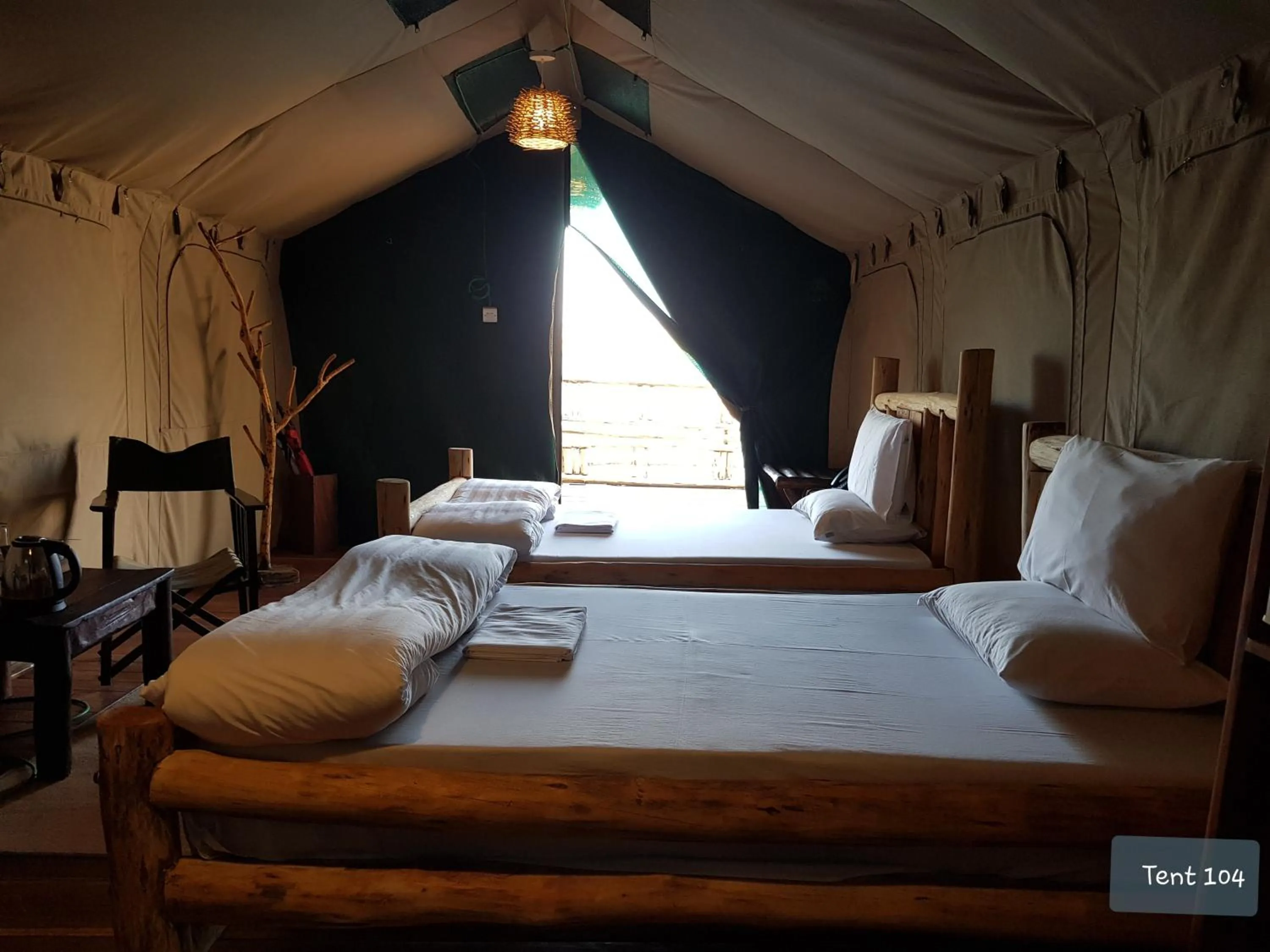 Photo of the whole room, Bed in Wag Hill Lodge & Spa