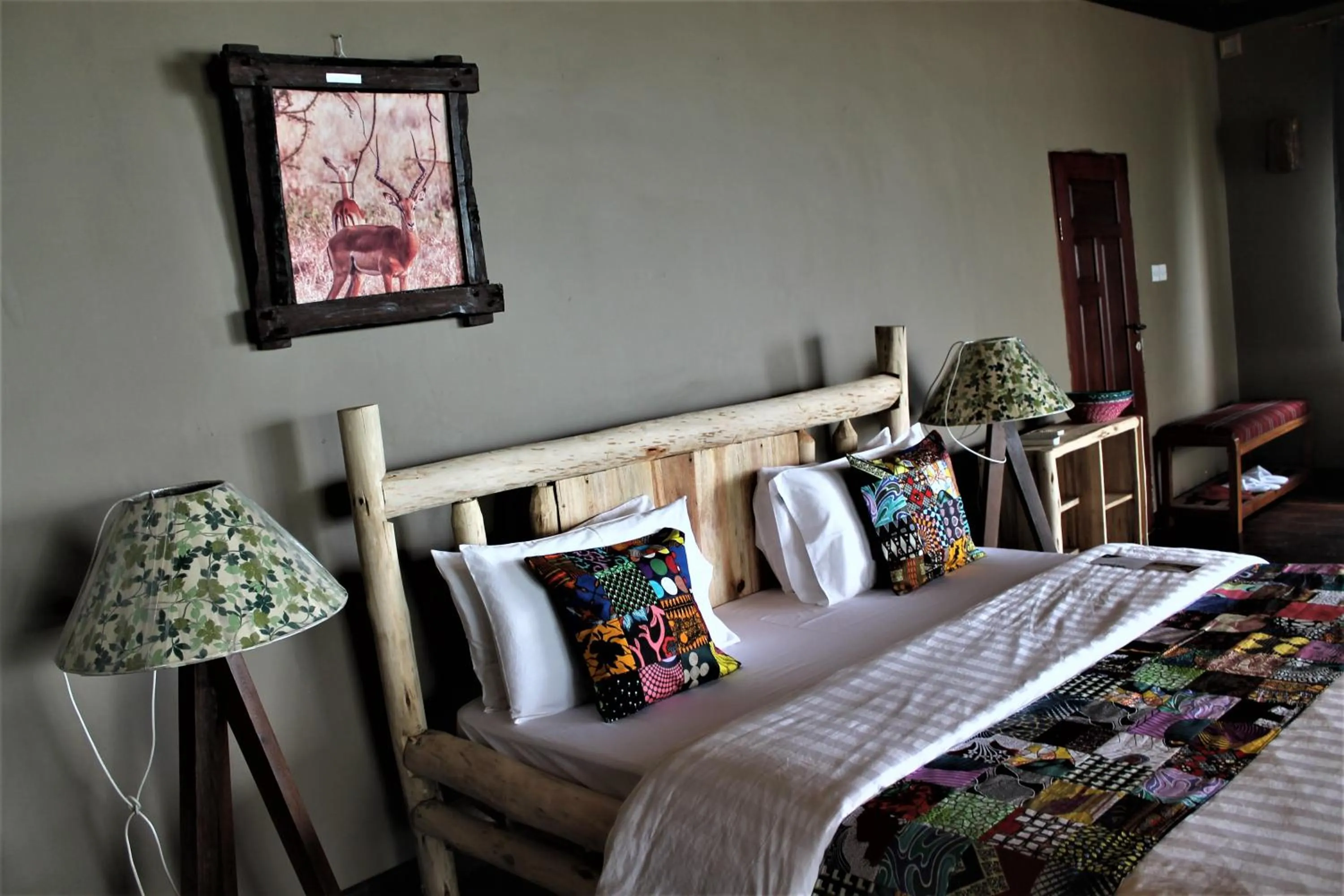 Bed in Wag Hill Lodge & Spa