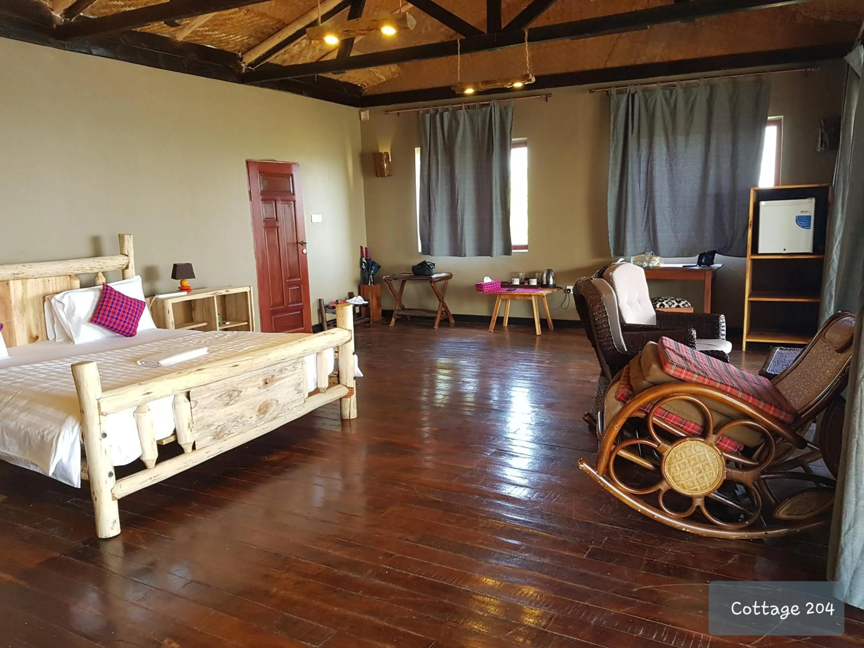 Photo of the whole room, Bed in Wag Hill Lodge & Spa