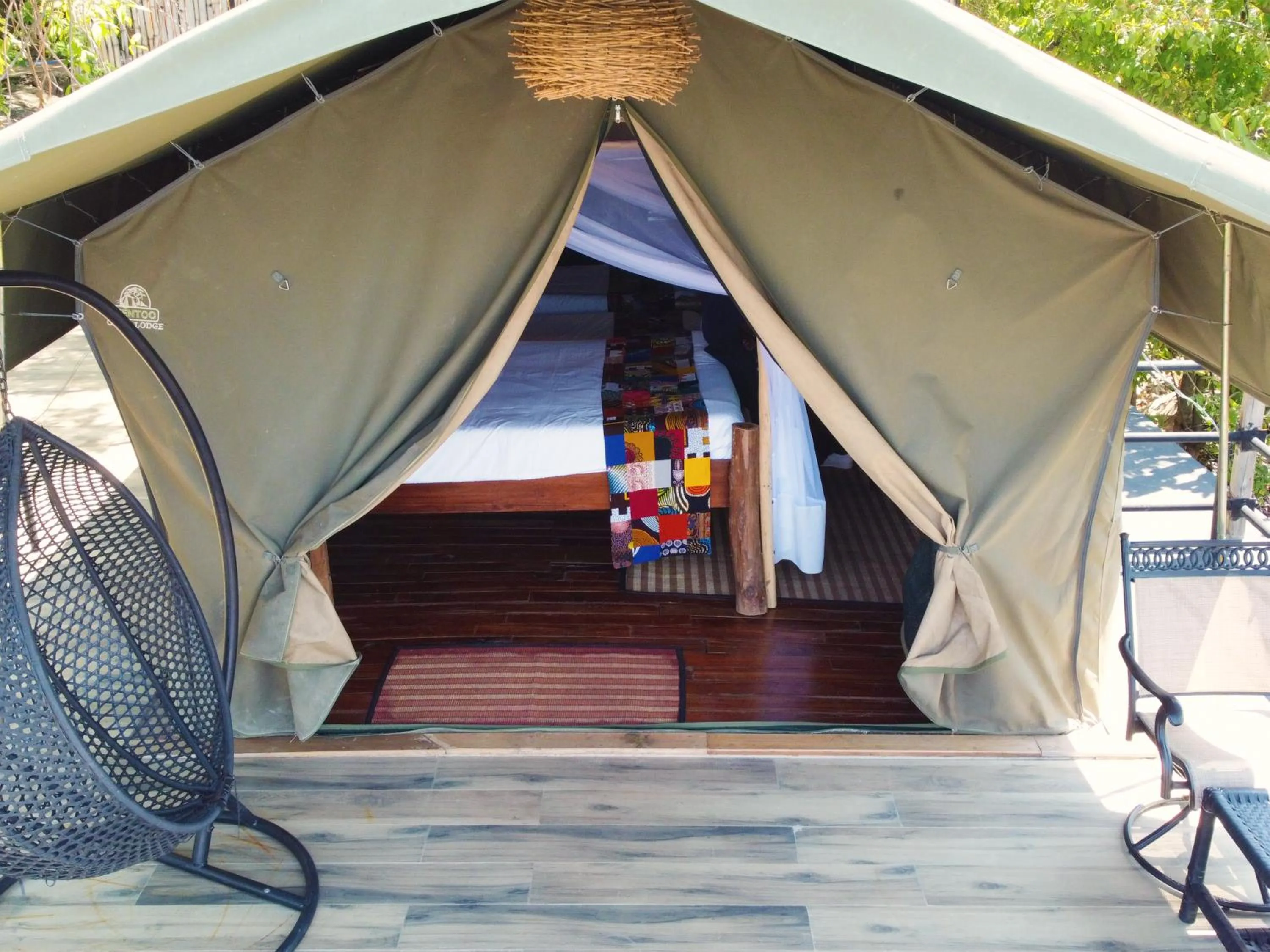 Patio in Wag Hill Lodge & Spa