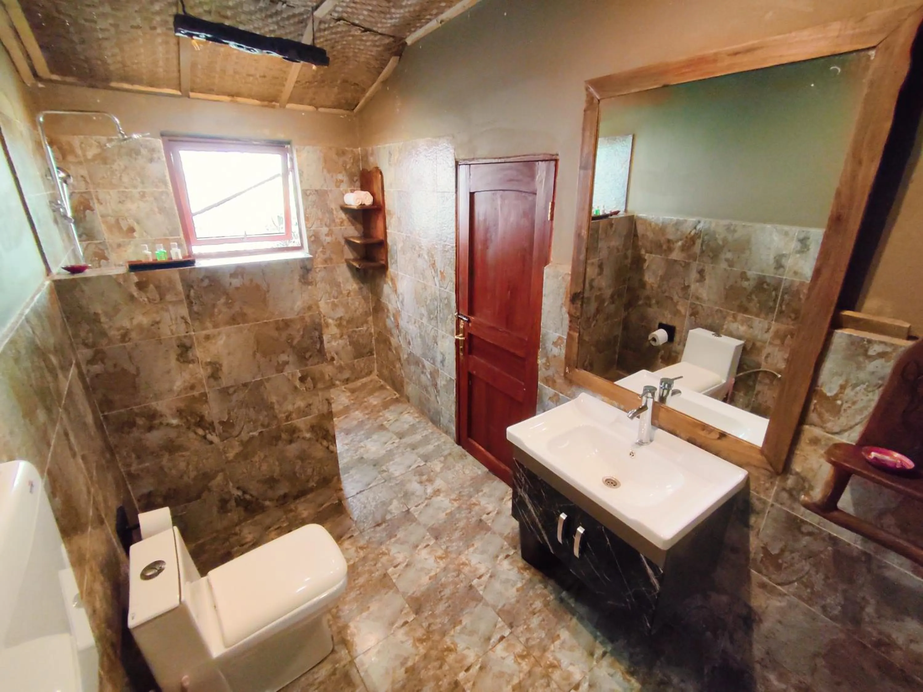 Shower in Wag Hill Lodge & Spa