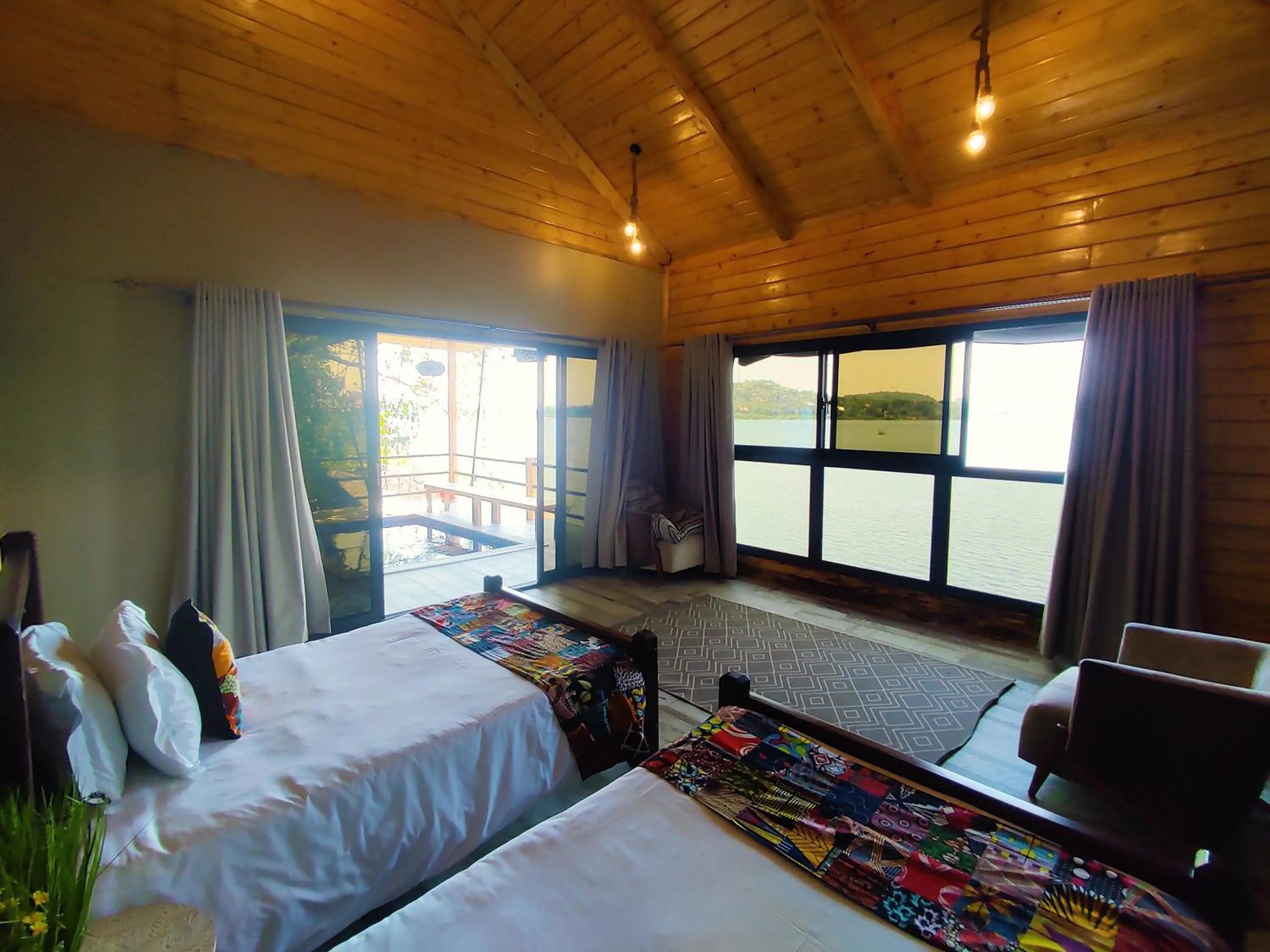 Bed in Wag Hill Lodge & Spa