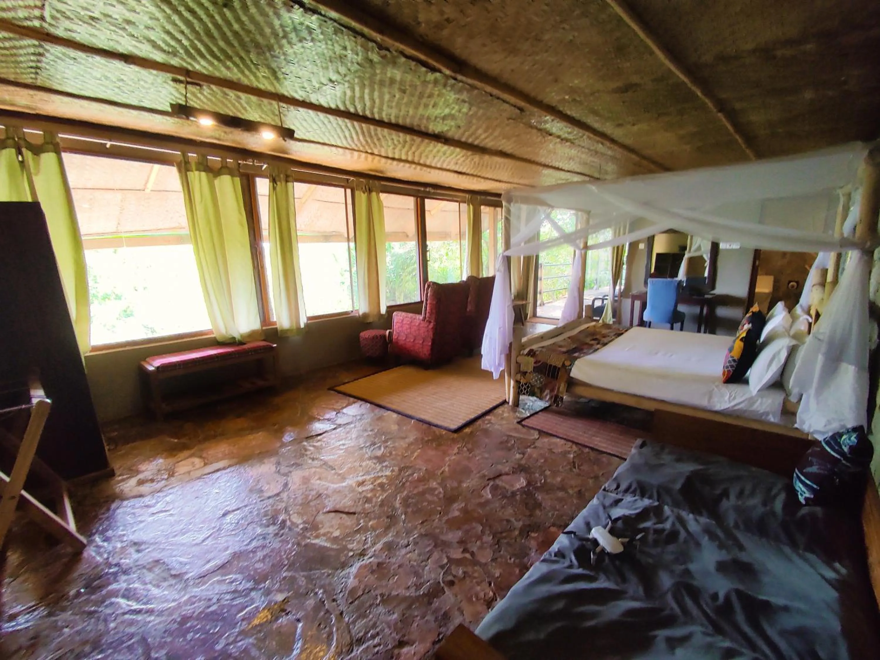 Bed in Wag Hill Lodge & Spa