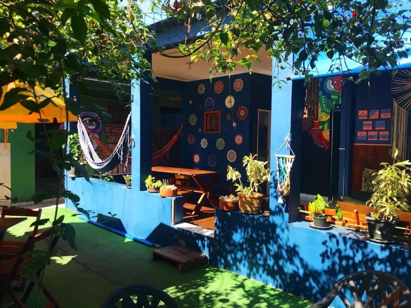 Patio in La Casa Hostel
