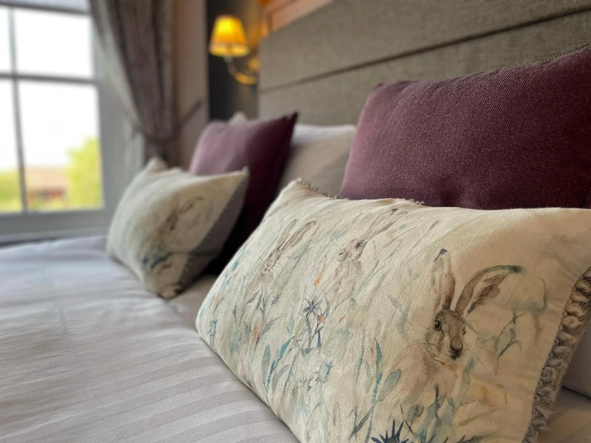 Bedroom, Bed in The Jug And Bottle