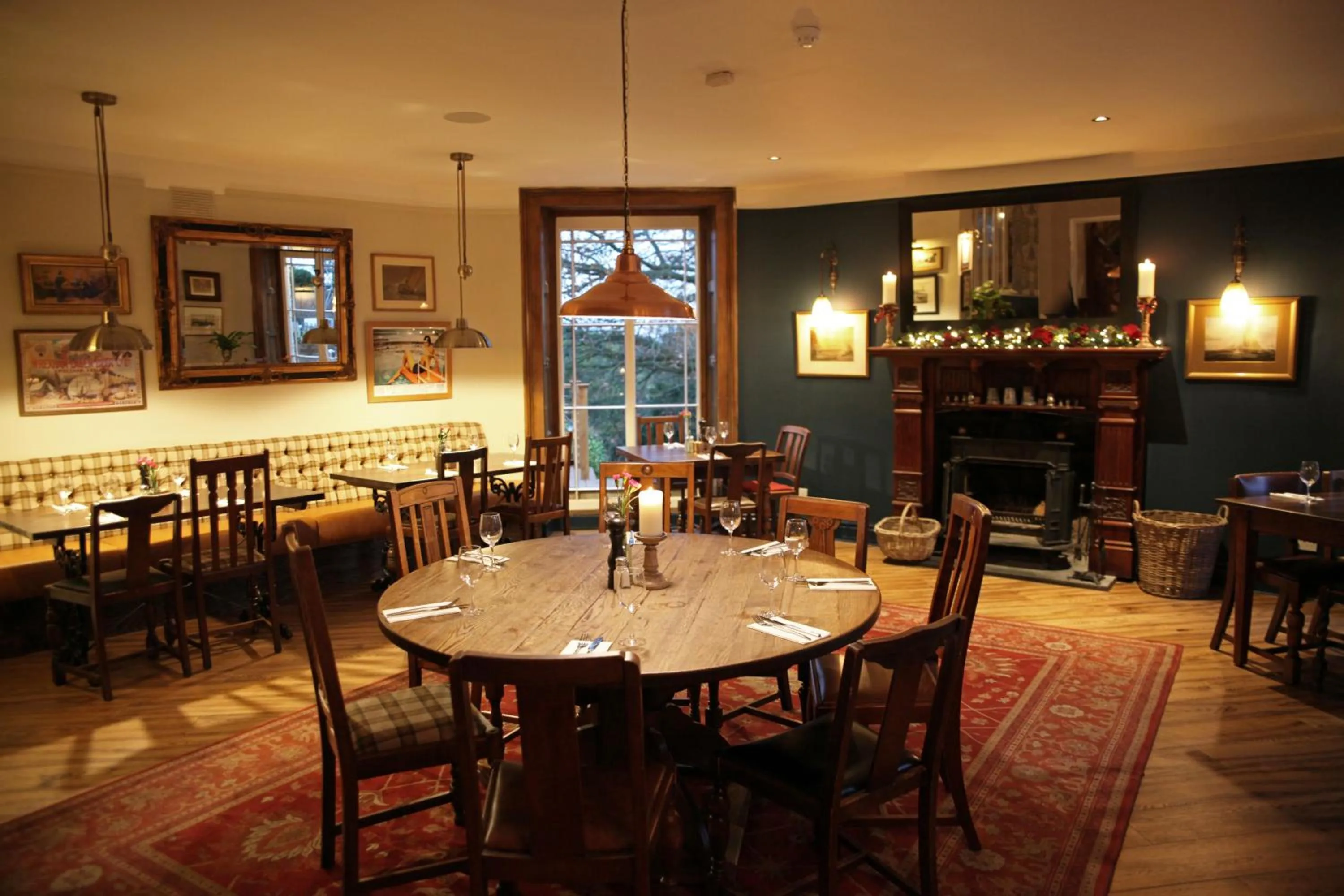 Restaurant/places to eat in The Jug And Bottle