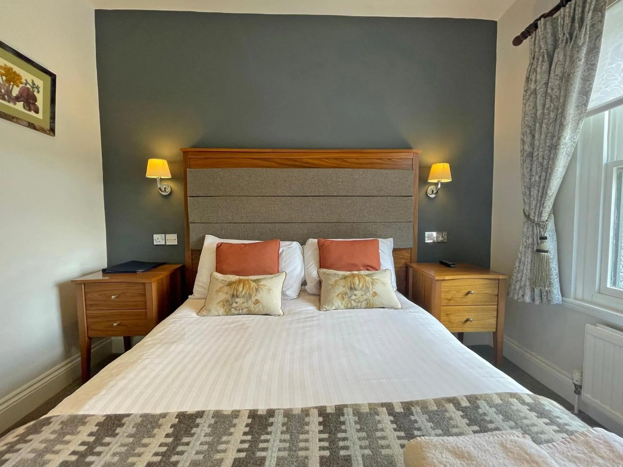 Bedroom, Bed in The Jug And Bottle