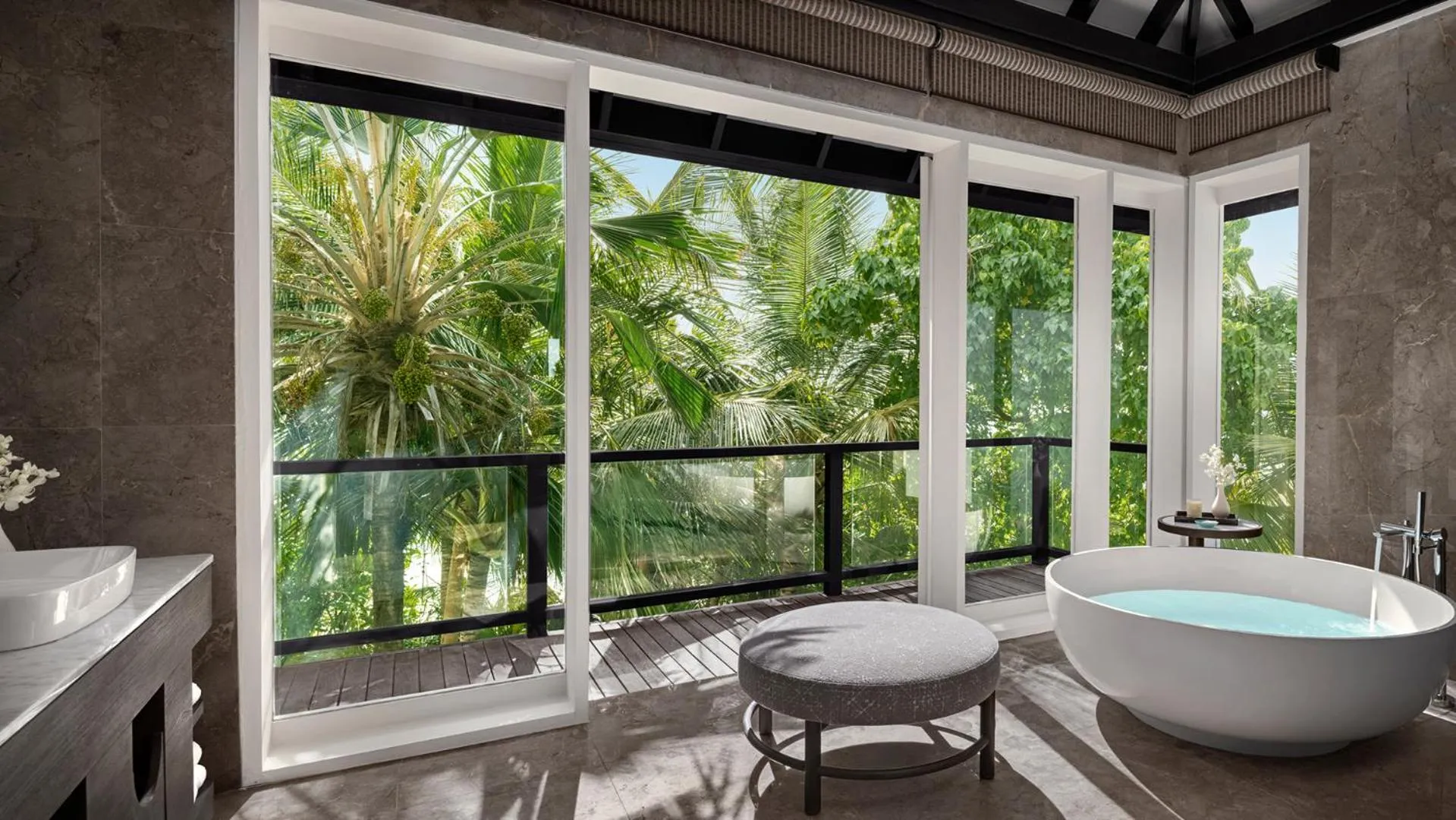 Bathroom in Naladhu Private Island Maldives