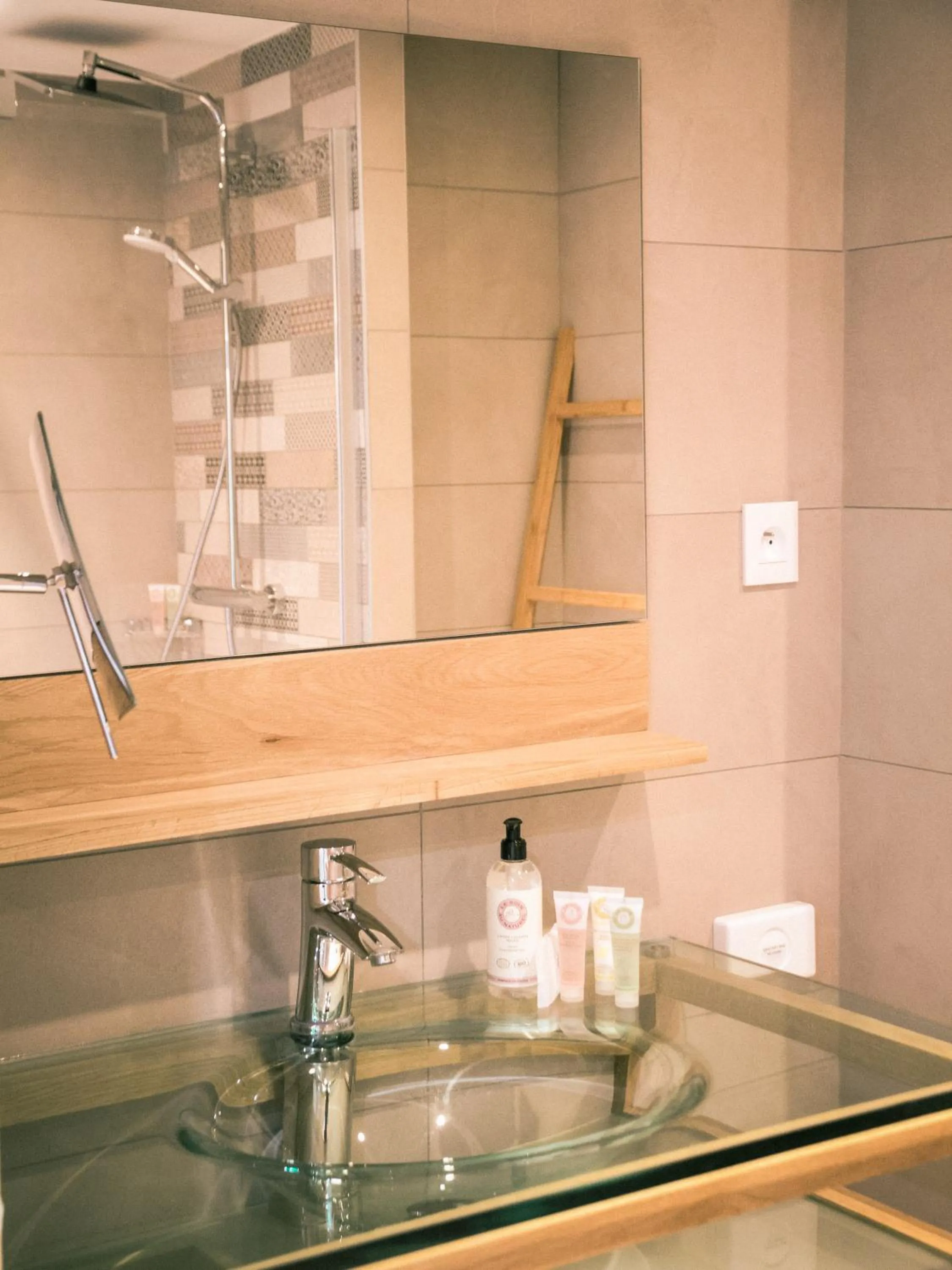 Bathroom in Best Western Plus Antibes Riviera