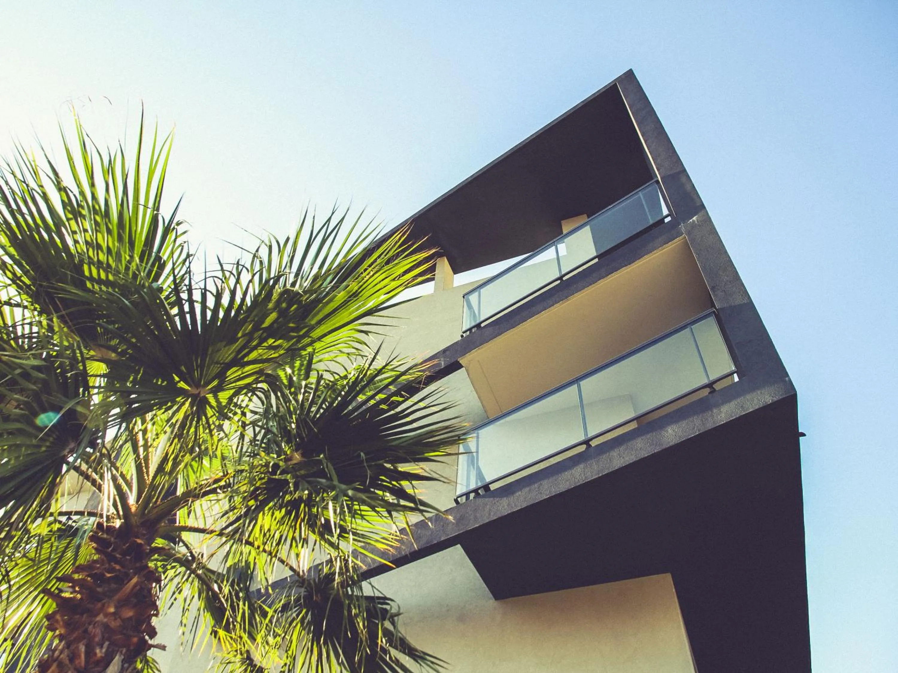 Property building in Best Western Plus Antibes Riviera