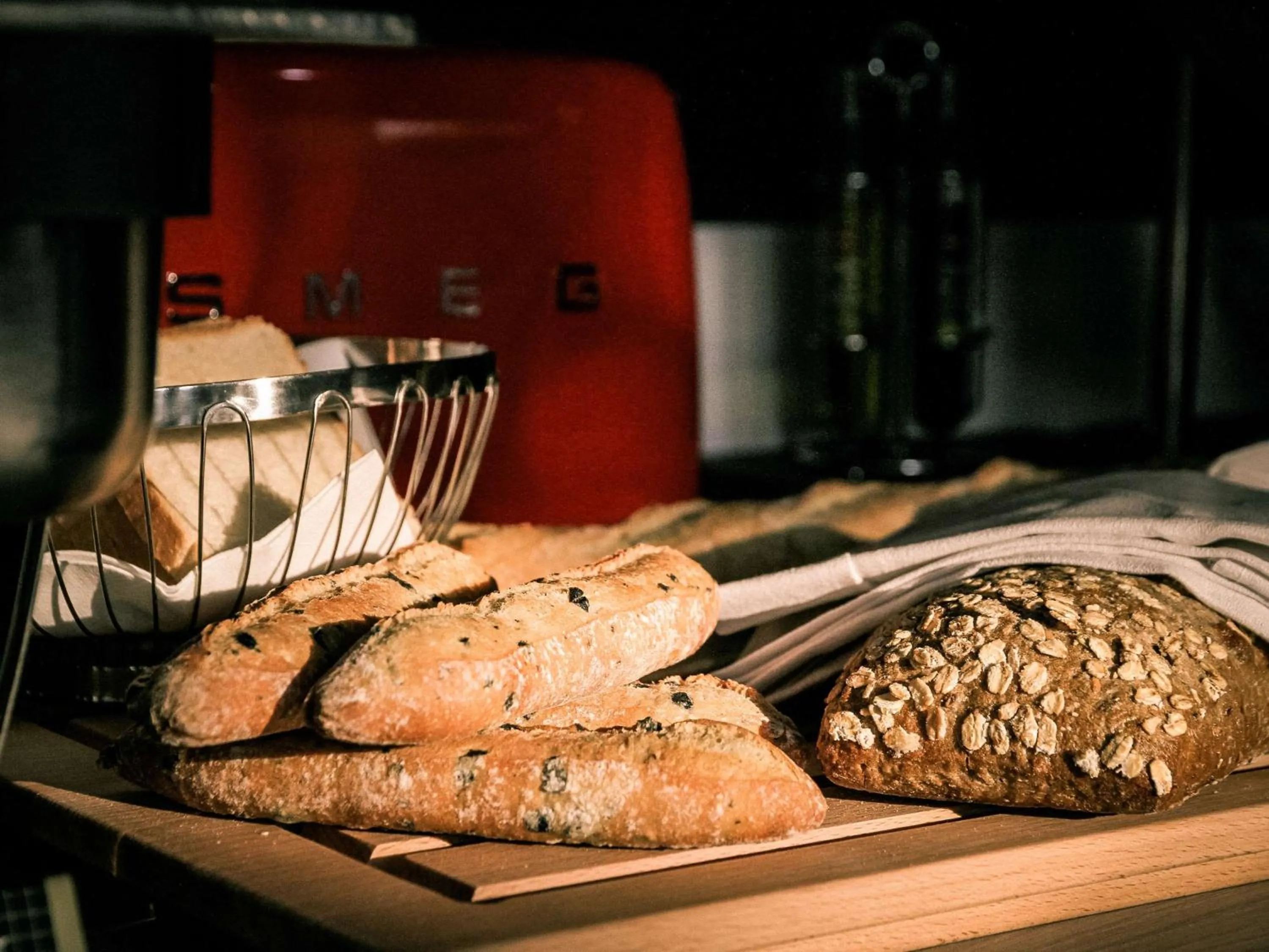 Restaurant/places to eat in Best Western Plus Antibes Riviera