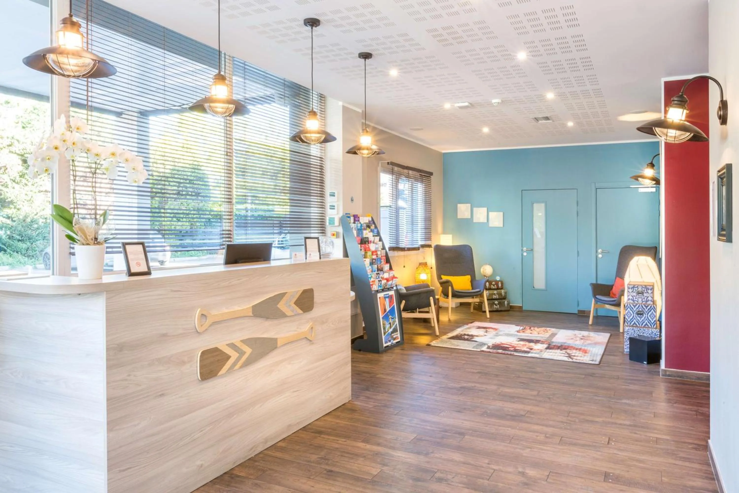 Lobby or reception in Best Western Plus Antibes Riviera