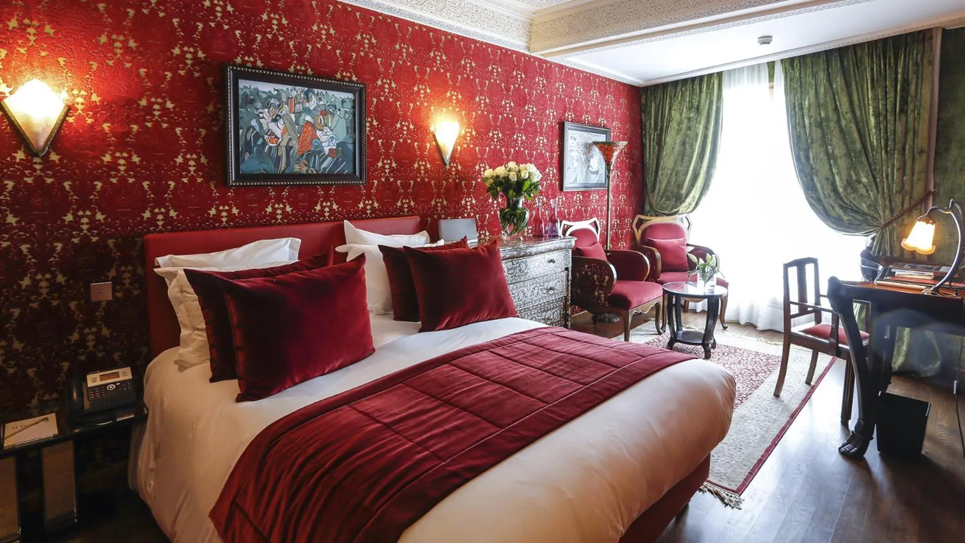 Bedroom, Bed in Hôtel particulier Le DOGE - Relais & Châteaux