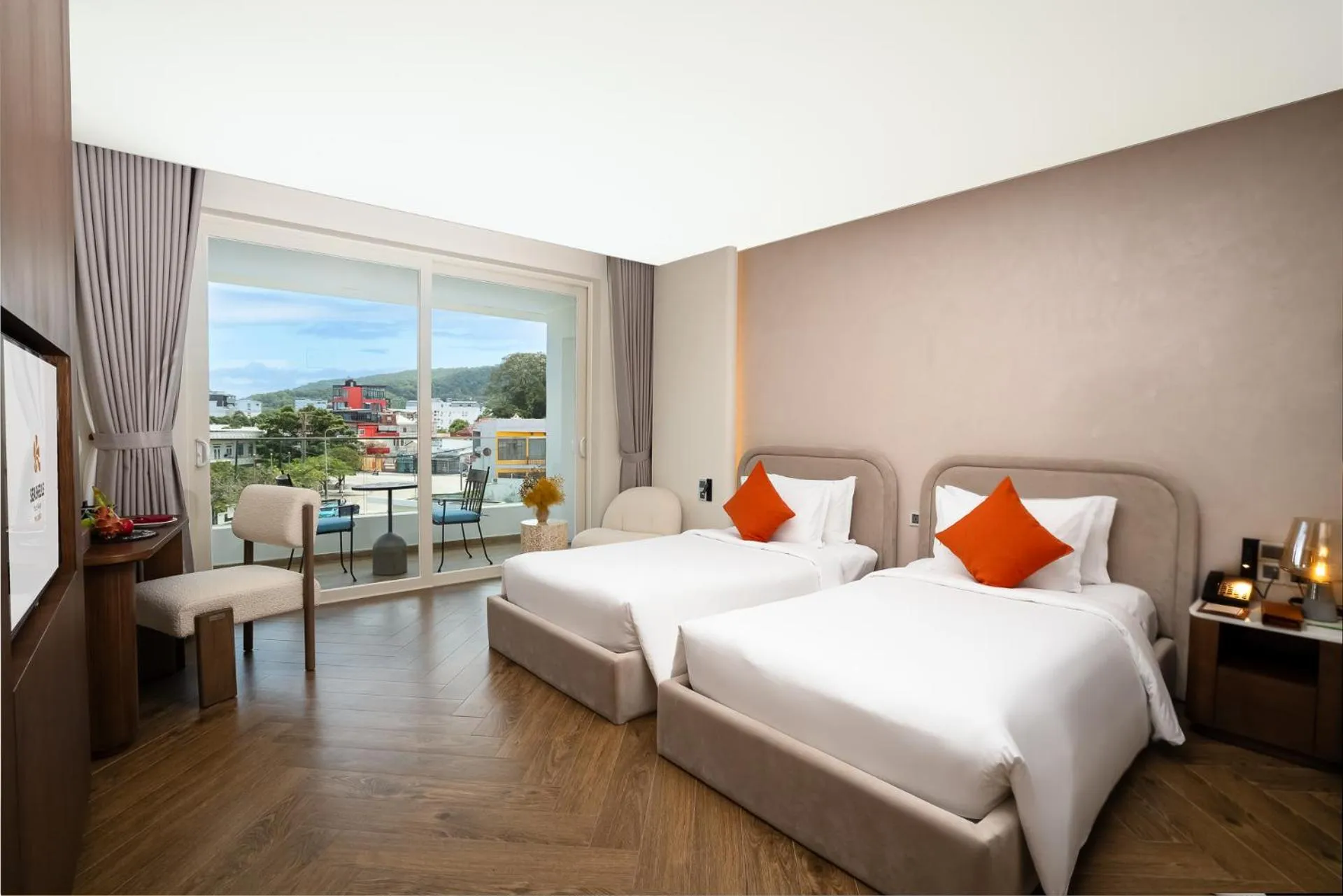 Bedroom, Bed in Seashells Phu Quoc Hotel & Spa