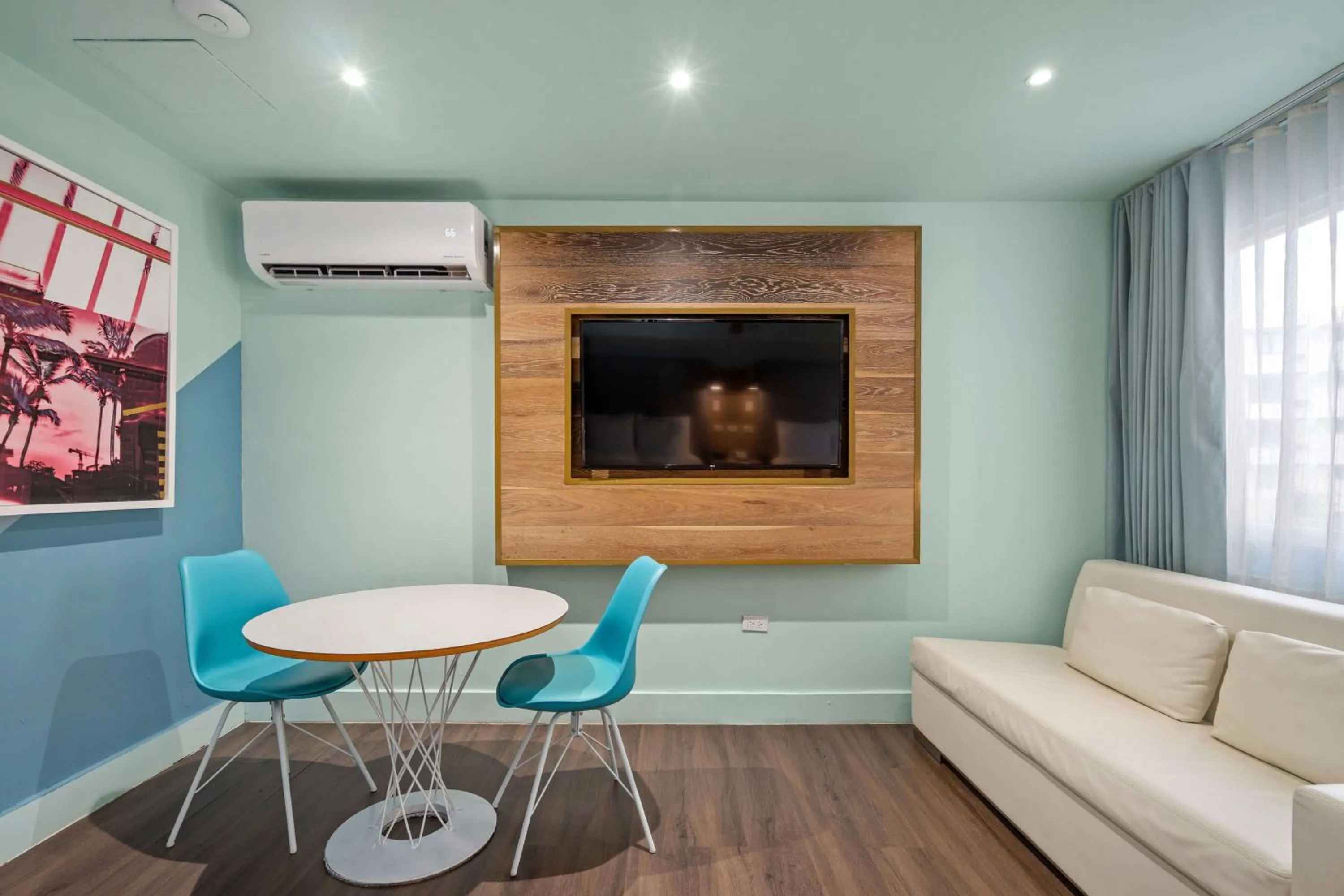 TV and multimedia in Abitta Boutique Hotel, Ascend Hotel Collection