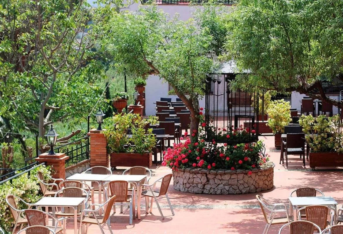 Property building in Hotel Gri-Mar