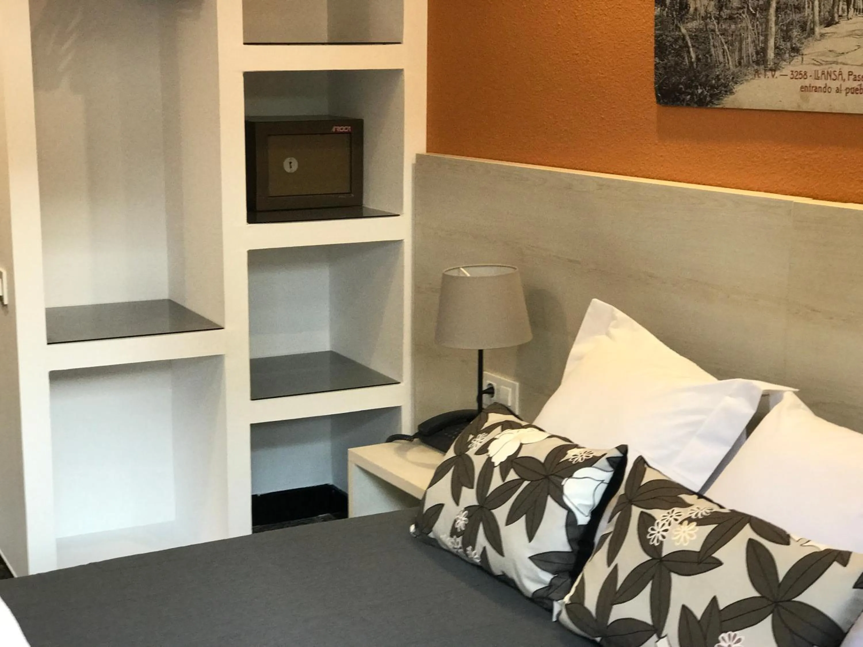 Bedroom, Bed in Hotel Gri-Mar