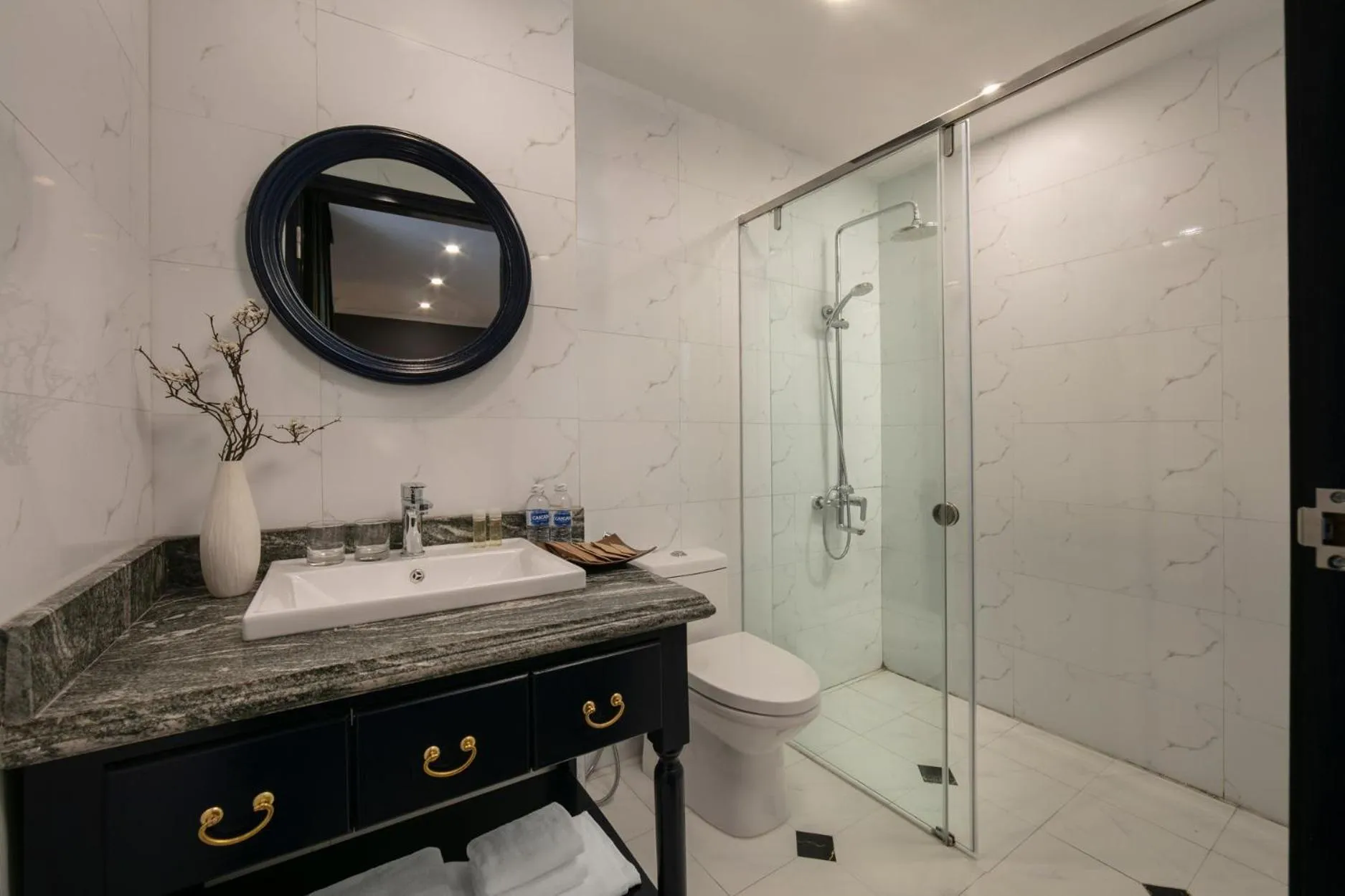 Shower in Matilda Boutique Hotel & Spa