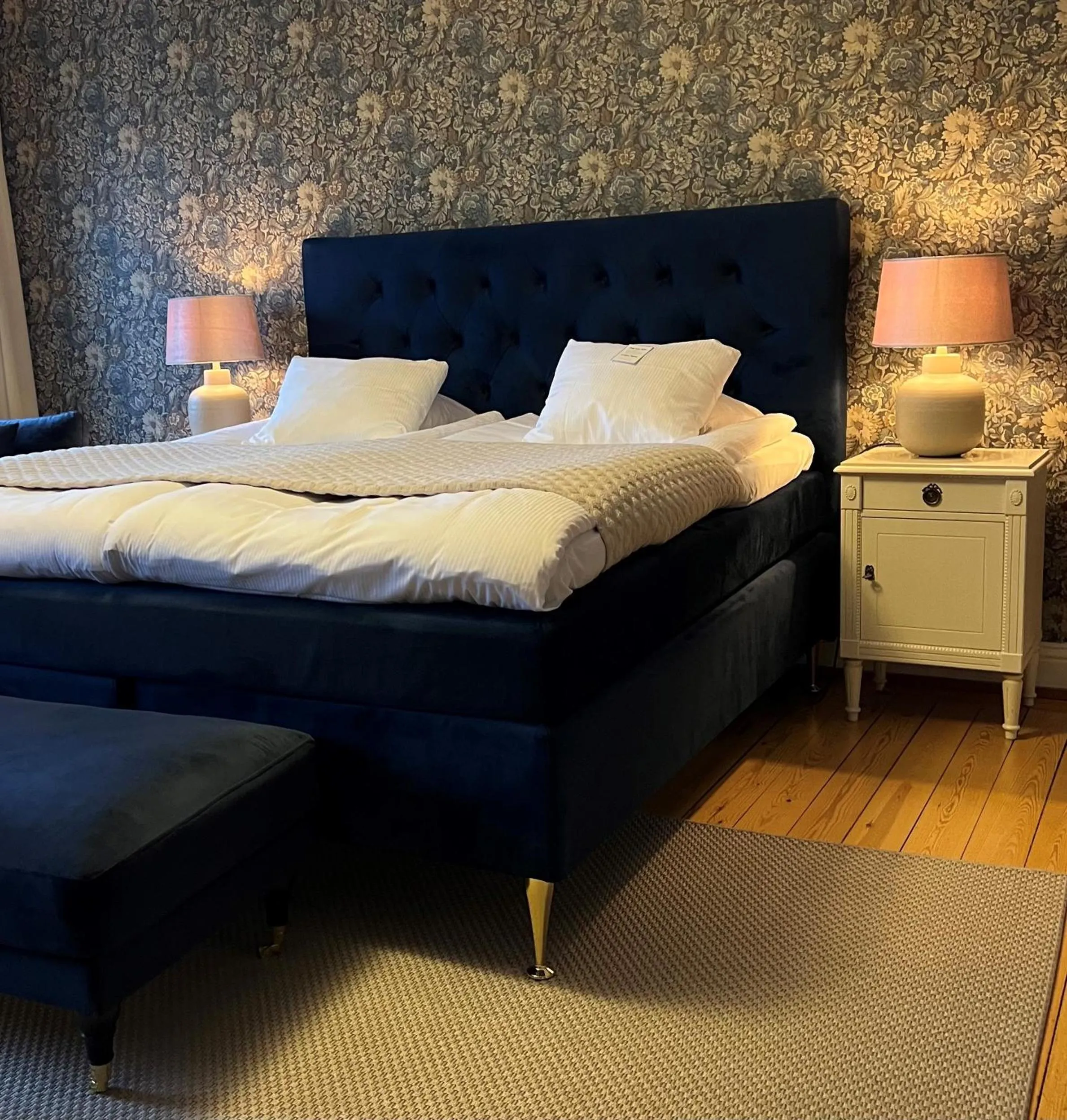 Bedroom, Bed in Best Western Motala Stadshotell