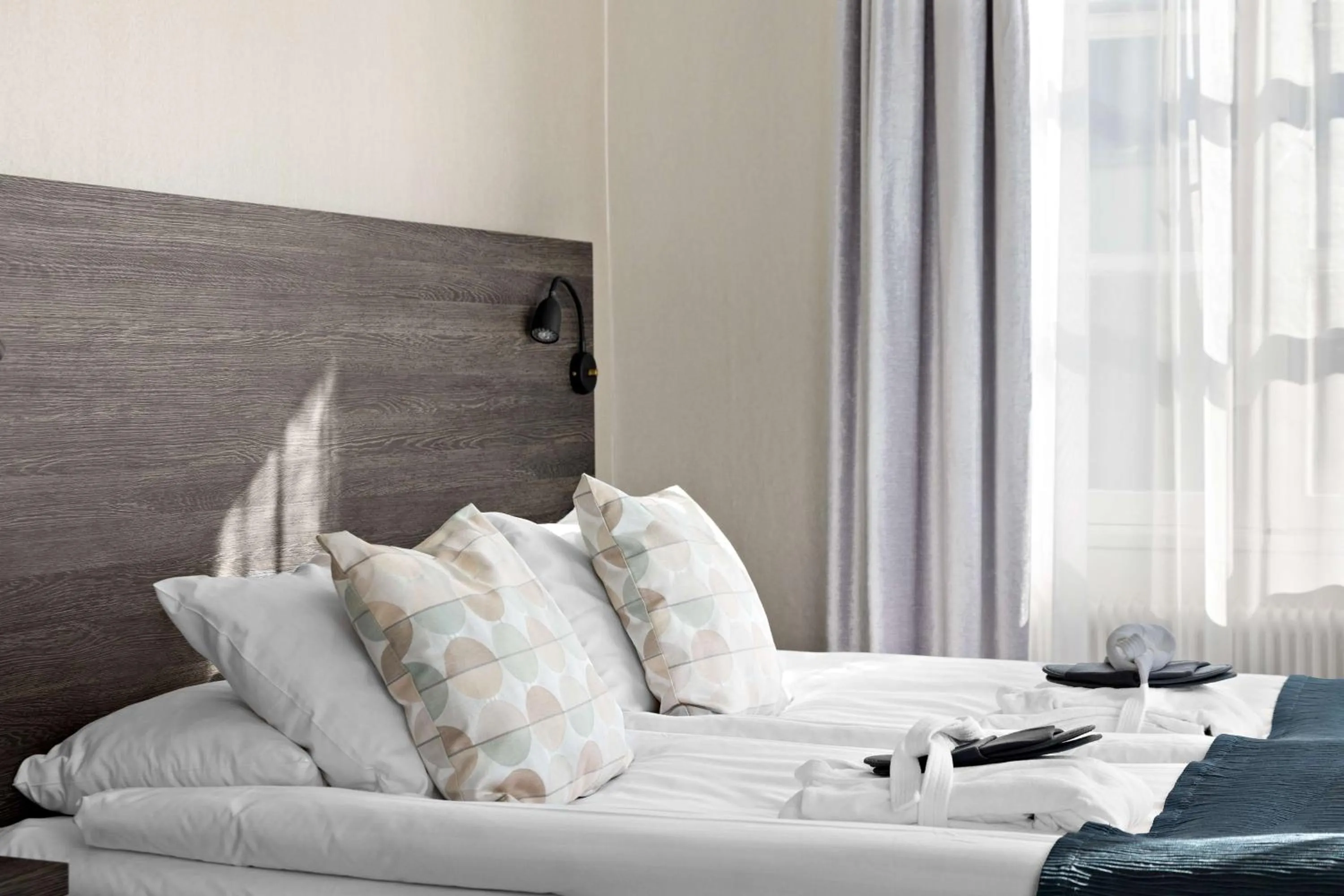 Bedroom, Bed in Best Western Motala Stadshotell