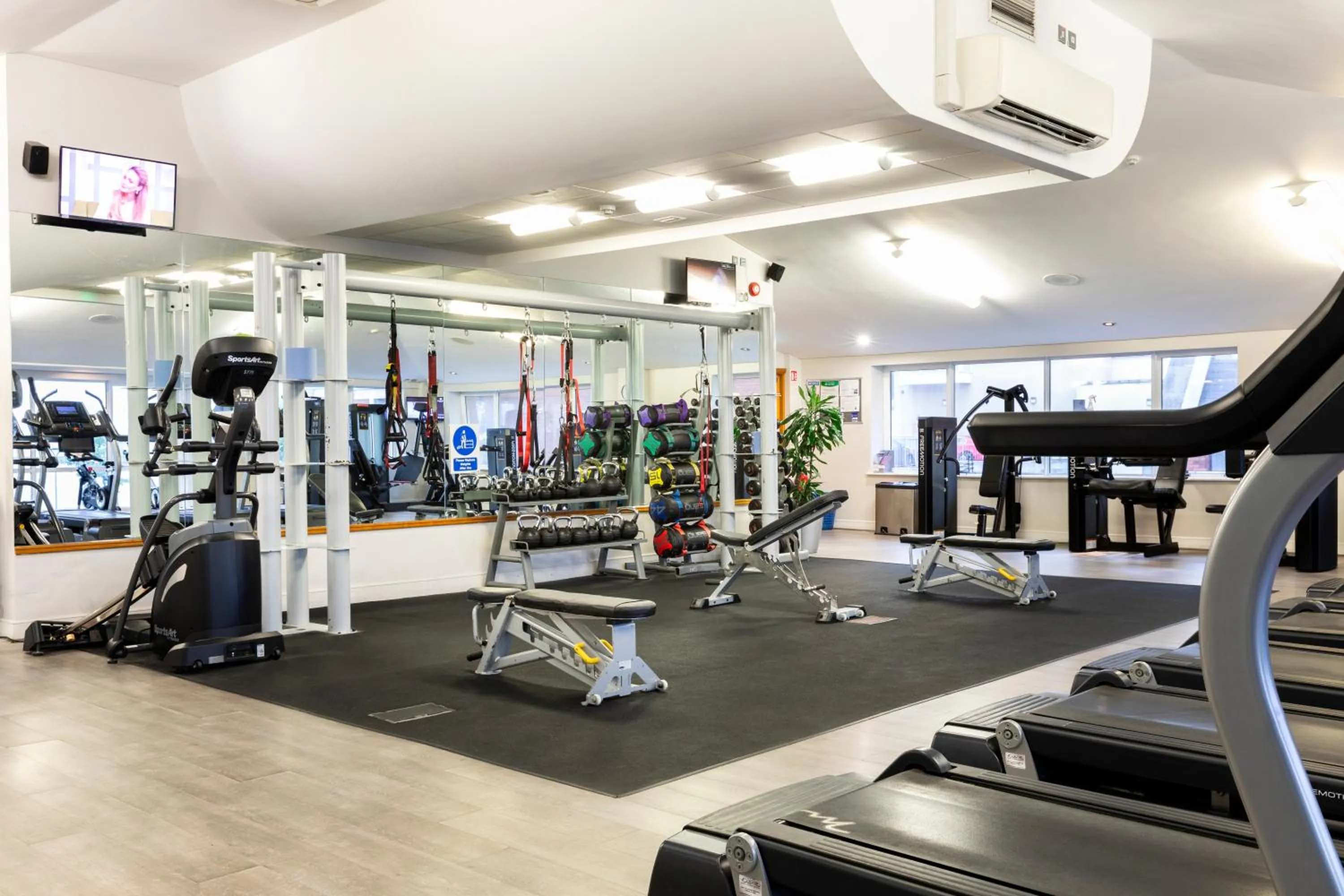 Fitness centre/facilities in Grand Hotel