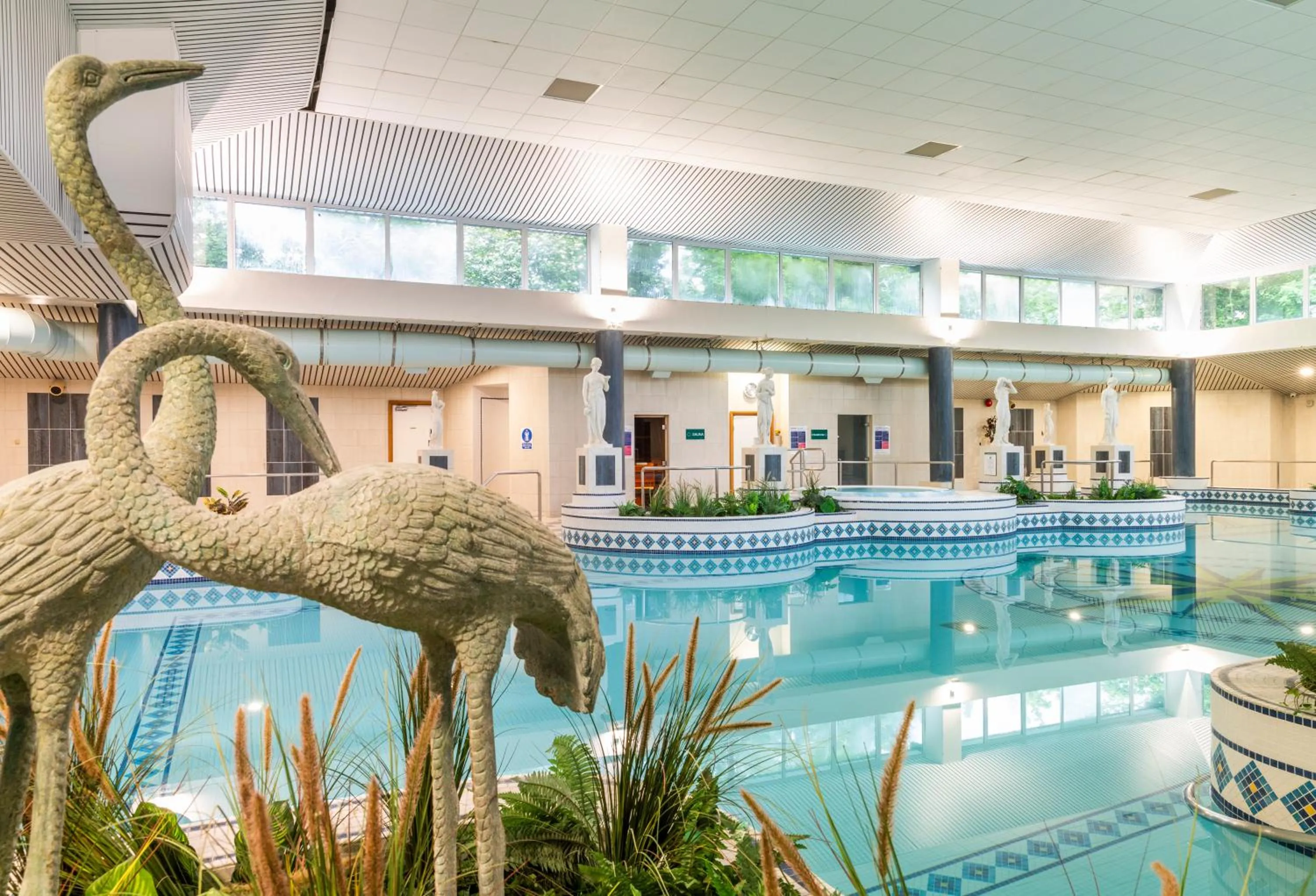 Swimming pool in Grand Hotel