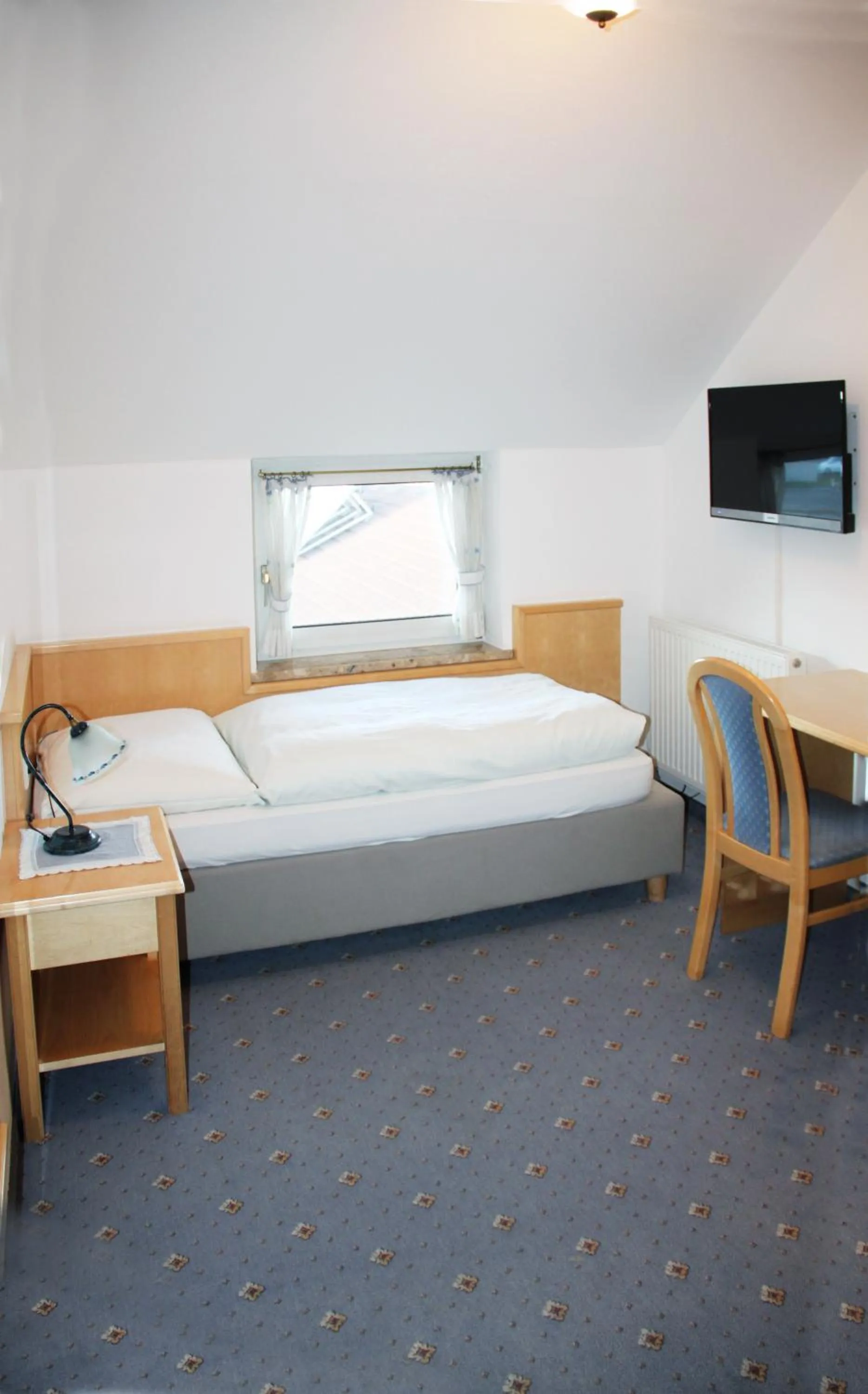 Bed in Gasthof Alte Tanne