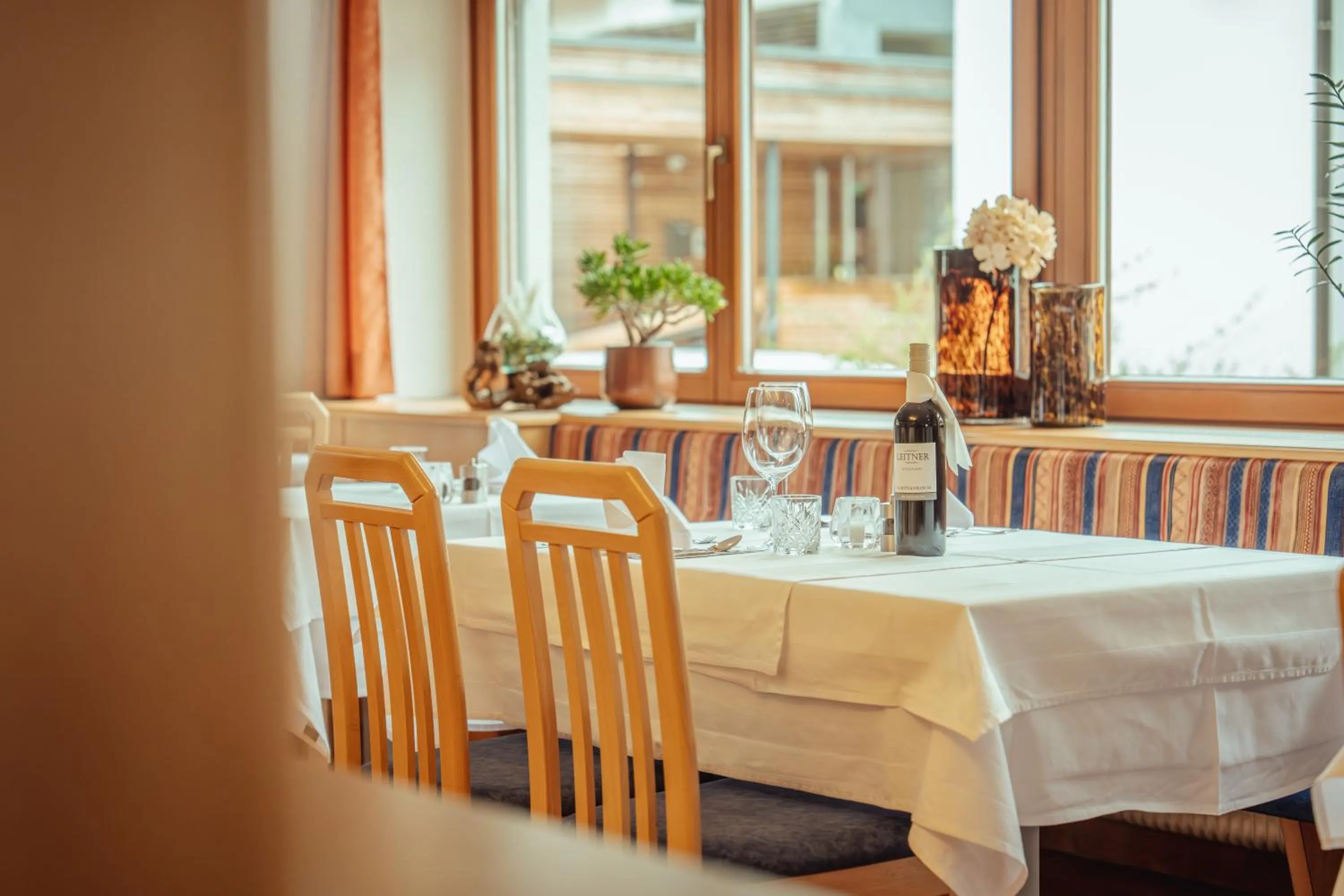 Restaurant/places to eat in Hotel Gesser