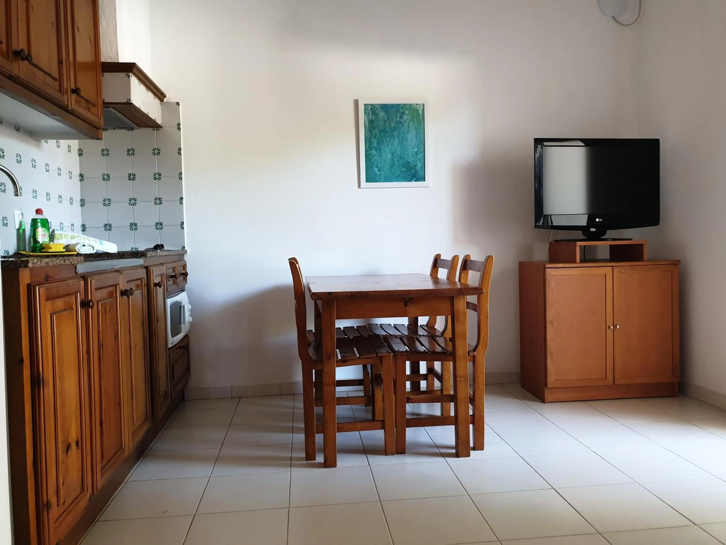 TV and multimedia in Apartamentos Piscis