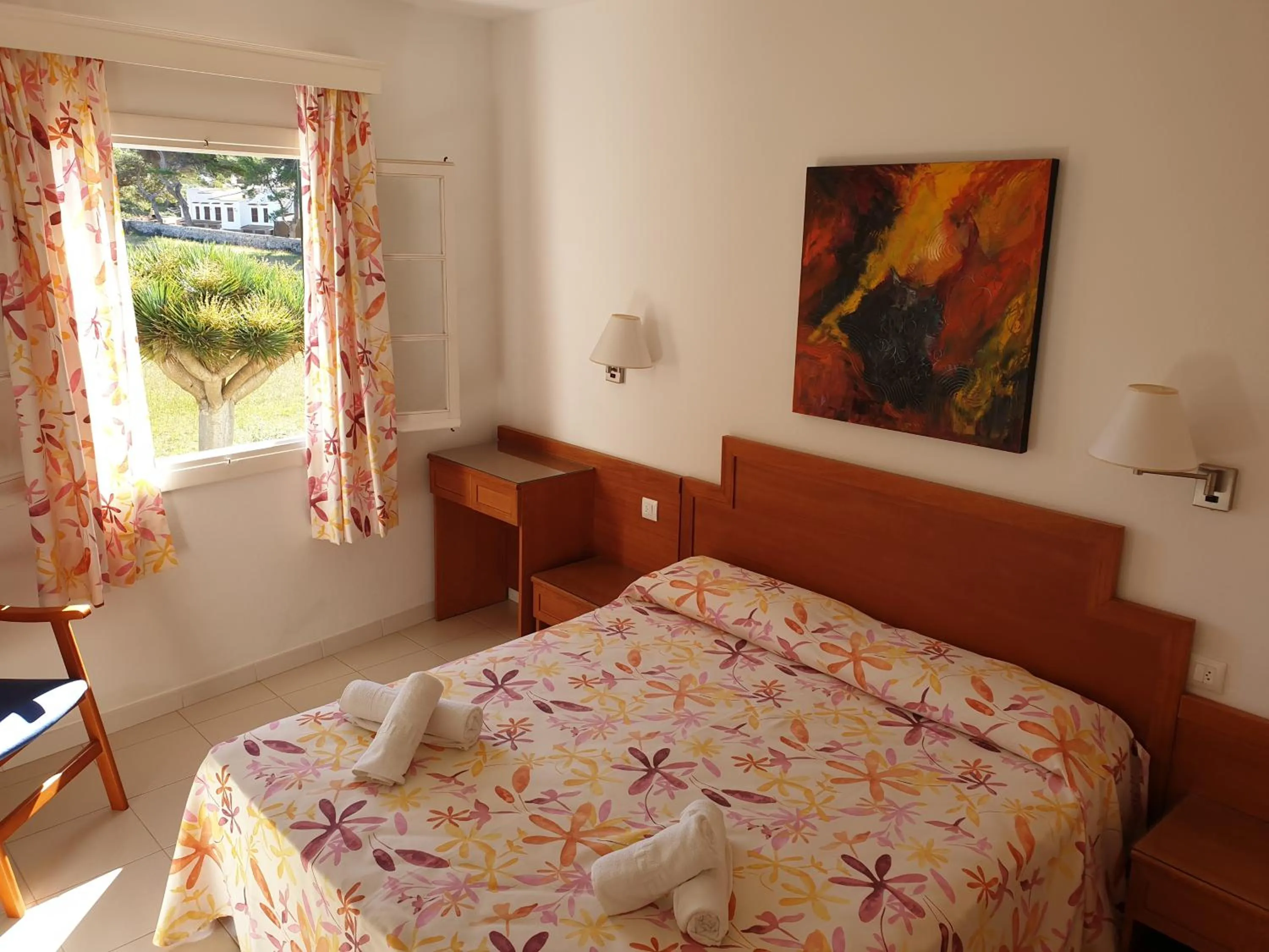 Photo of the whole room, Bed in Apartamentos Piscis