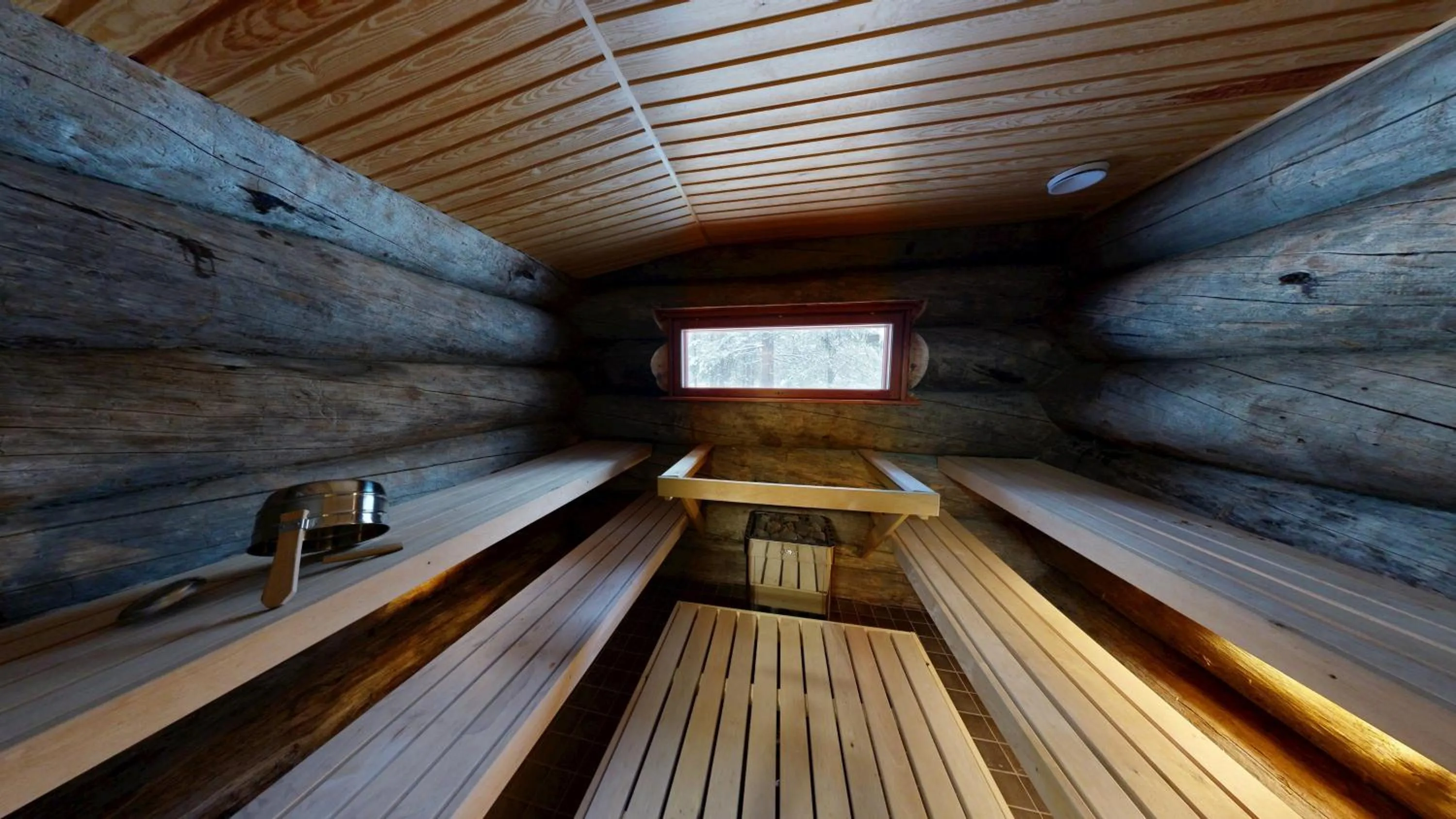 Sauna in Kakslauttanen Arctic Resort - Igloos and Chalets