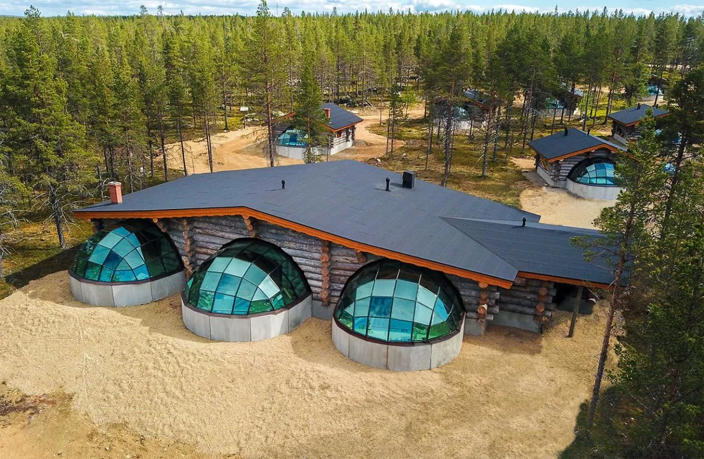 Property building in Kakslauttanen Arctic Resort - Igloos and Chalets
