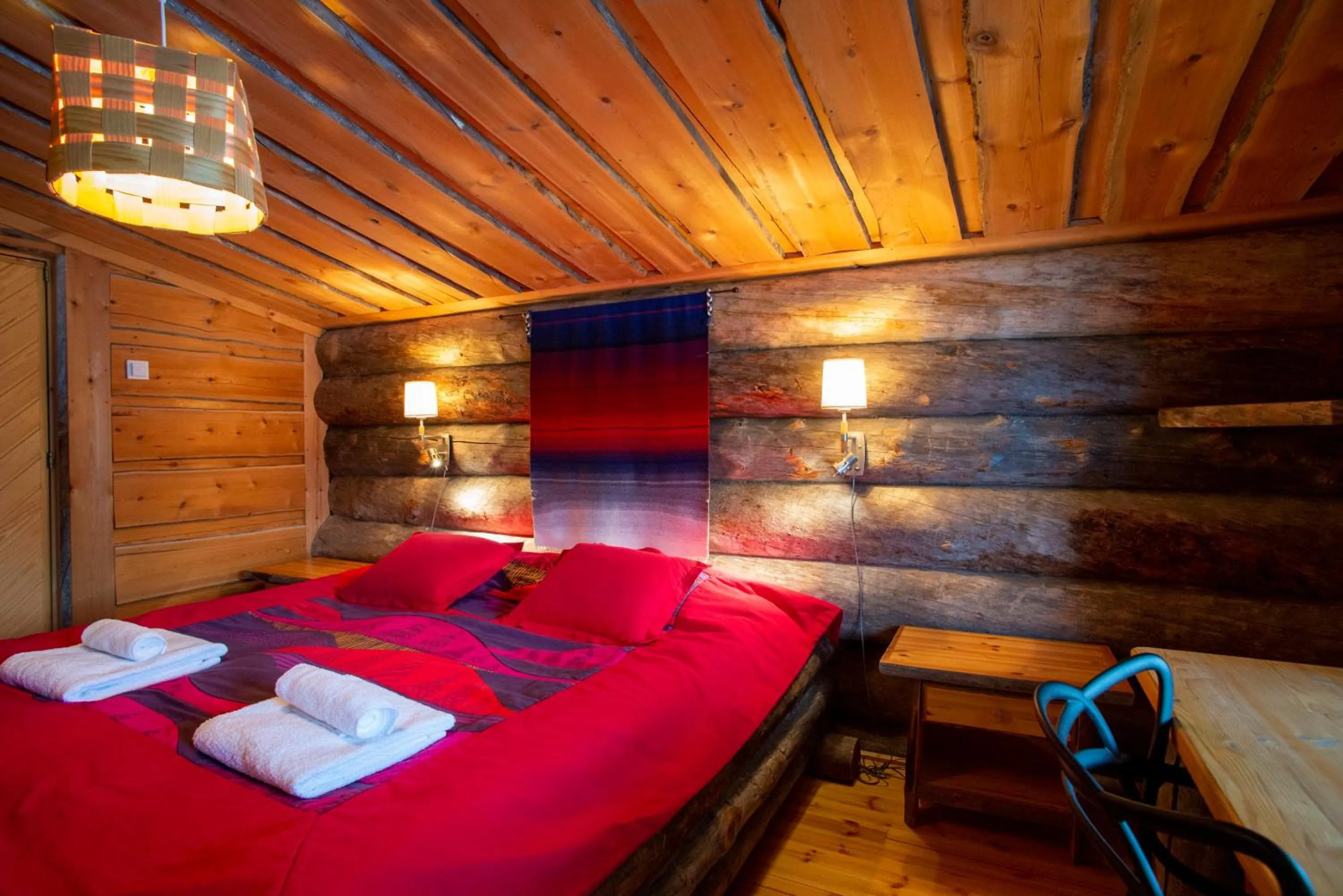 Bed in Kakslauttanen Arctic Resort - Igloos and Chalets