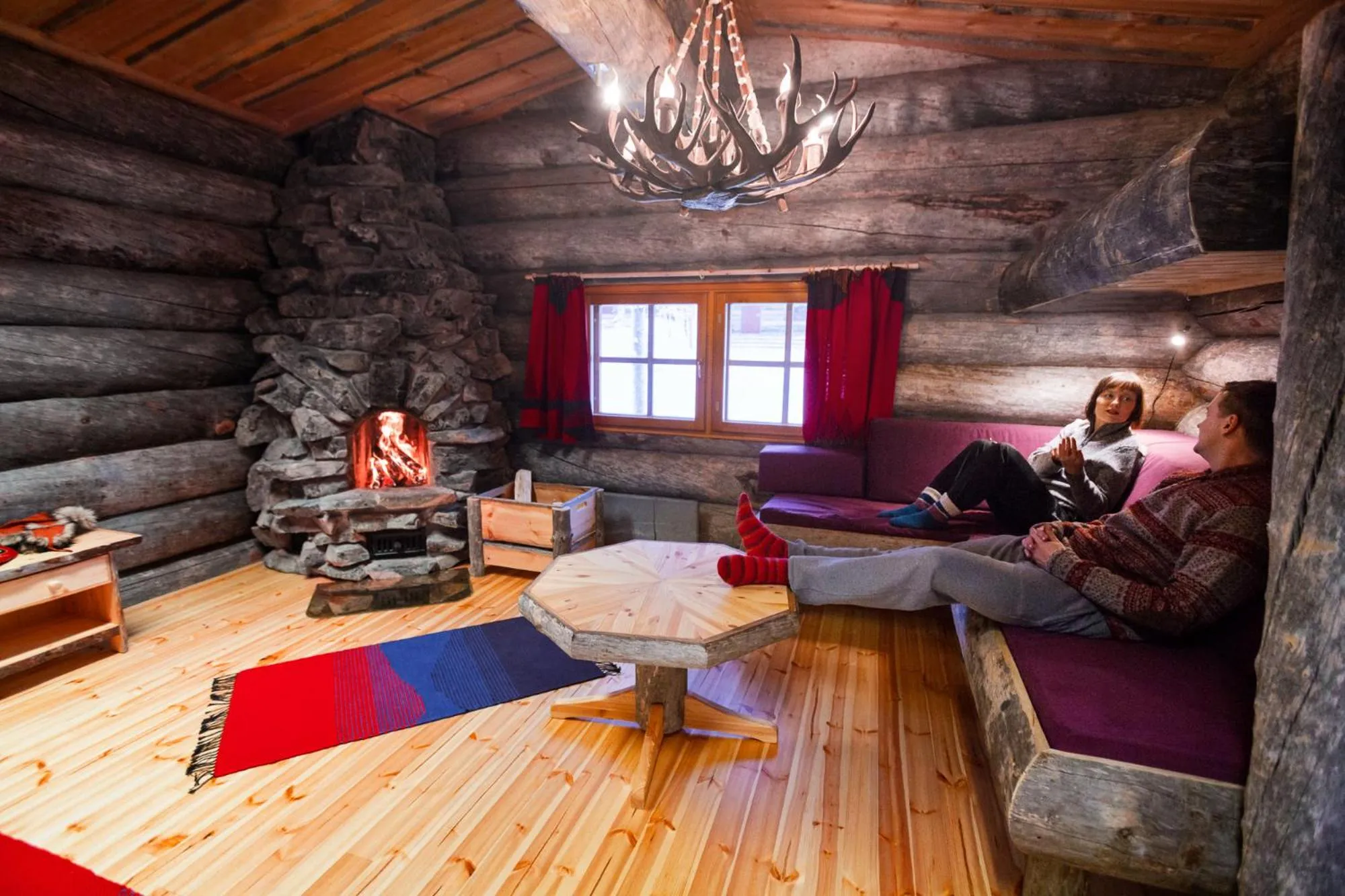 Guests in Kakslauttanen Arctic Resort - Igloos and Chalets