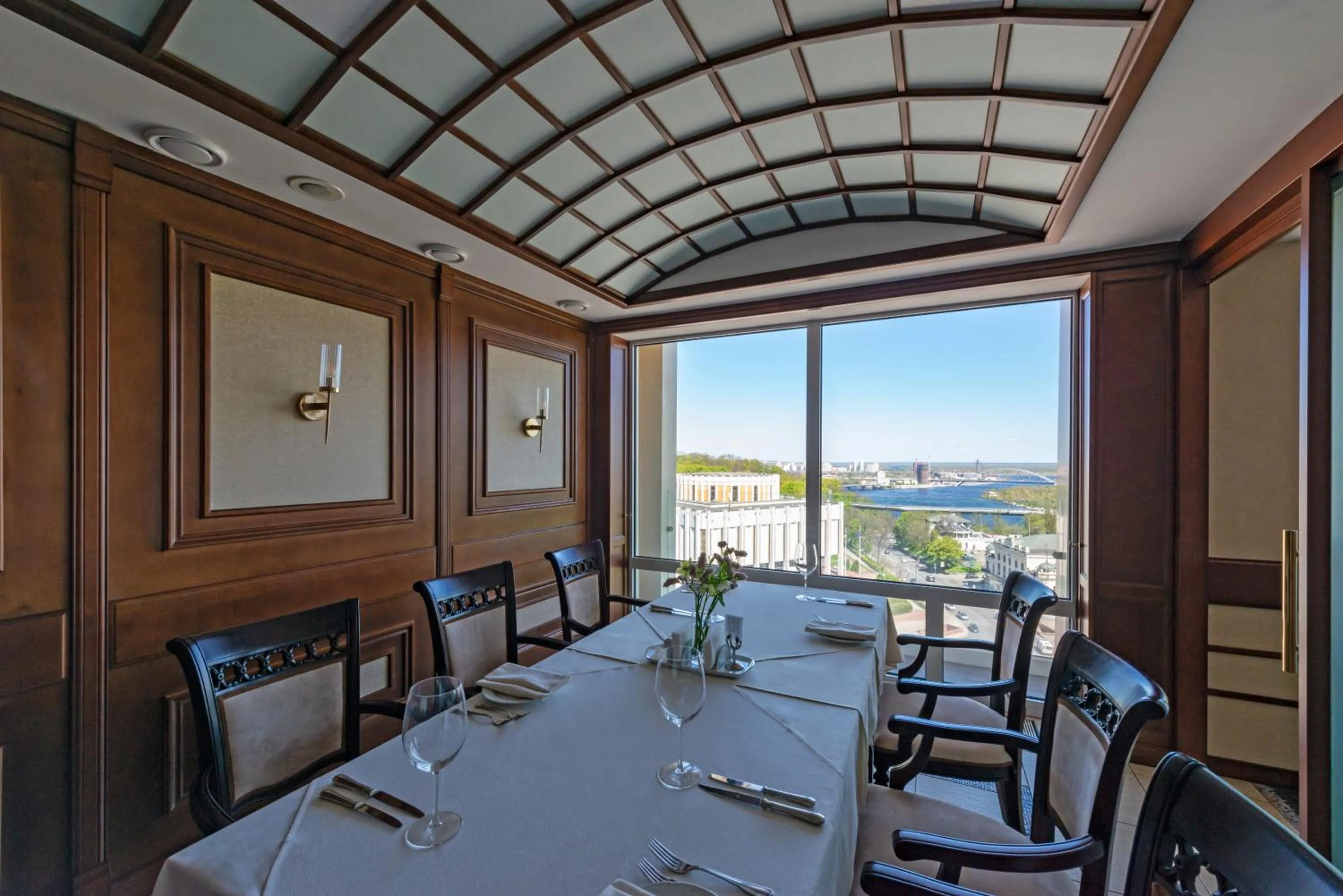 Restaurant/places to eat in Готель Дніпро Dnipro Hotel