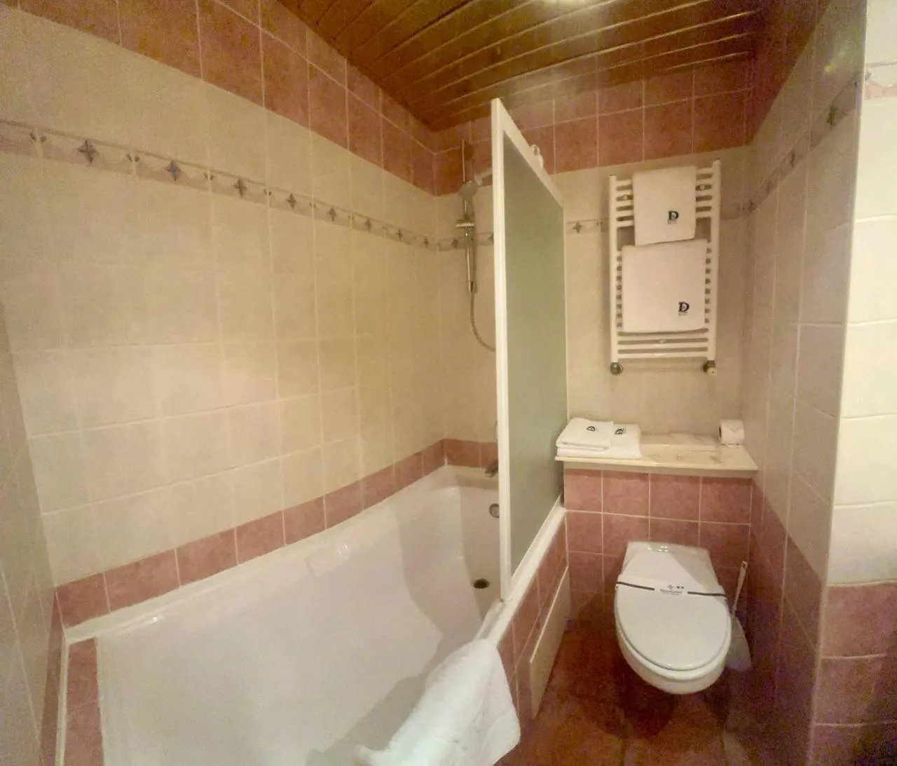 Bathroom in Готель Дніпро Dnipro Hotel
