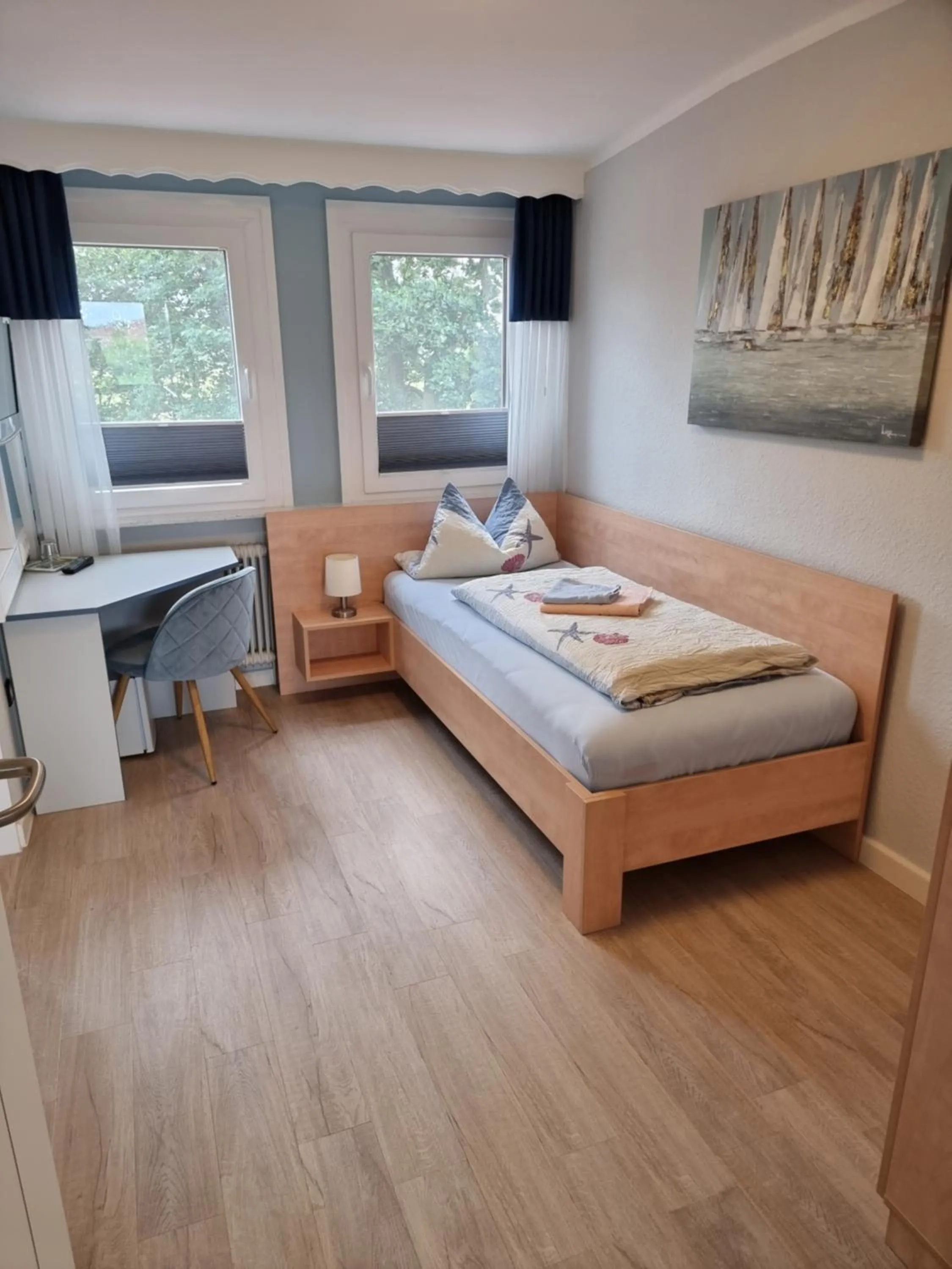 Bed in Hotel Norden Norddeich