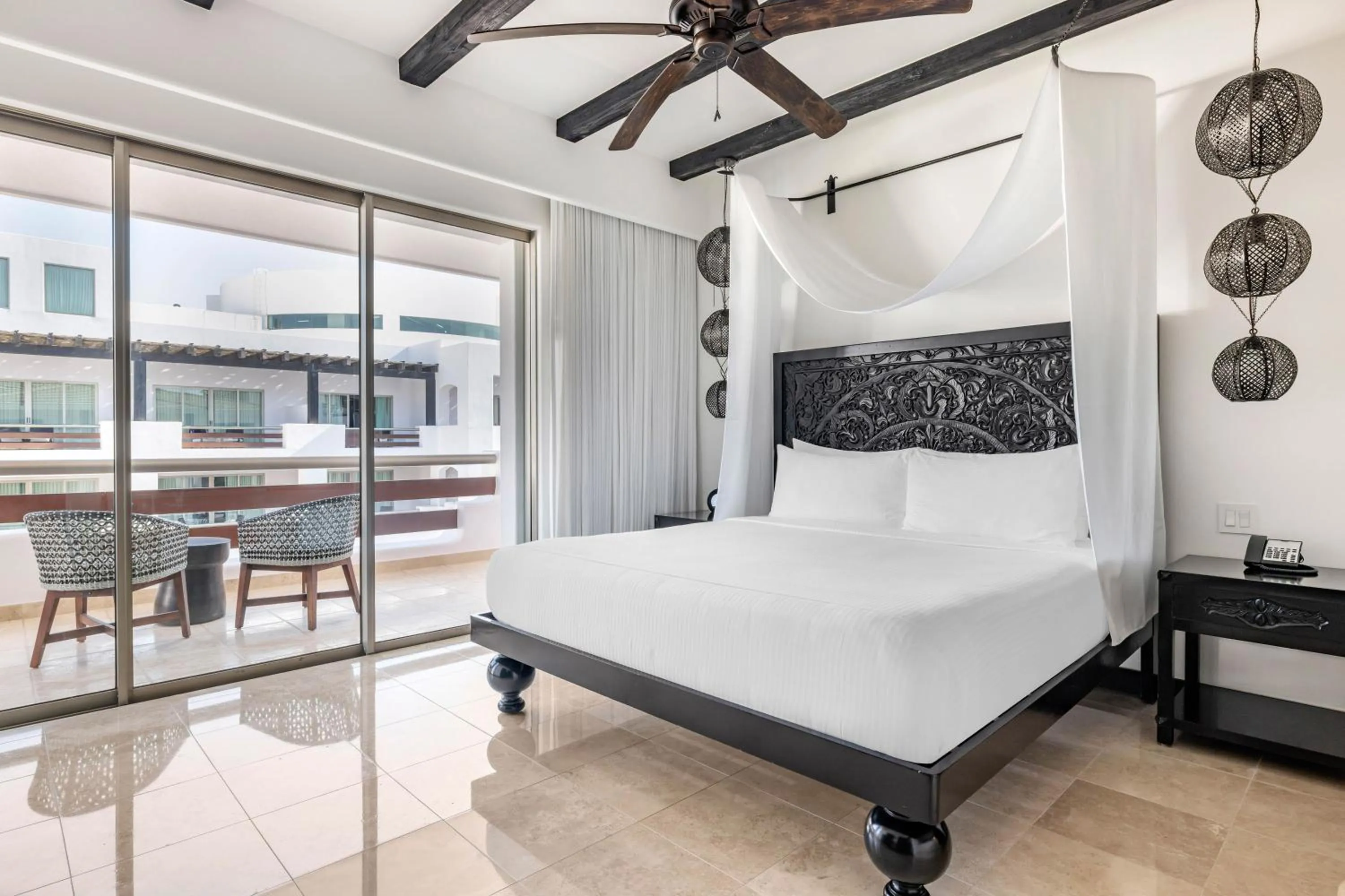 Bedroom, Bed in Hilton Vacation Club Cabo Azul Los Cabos