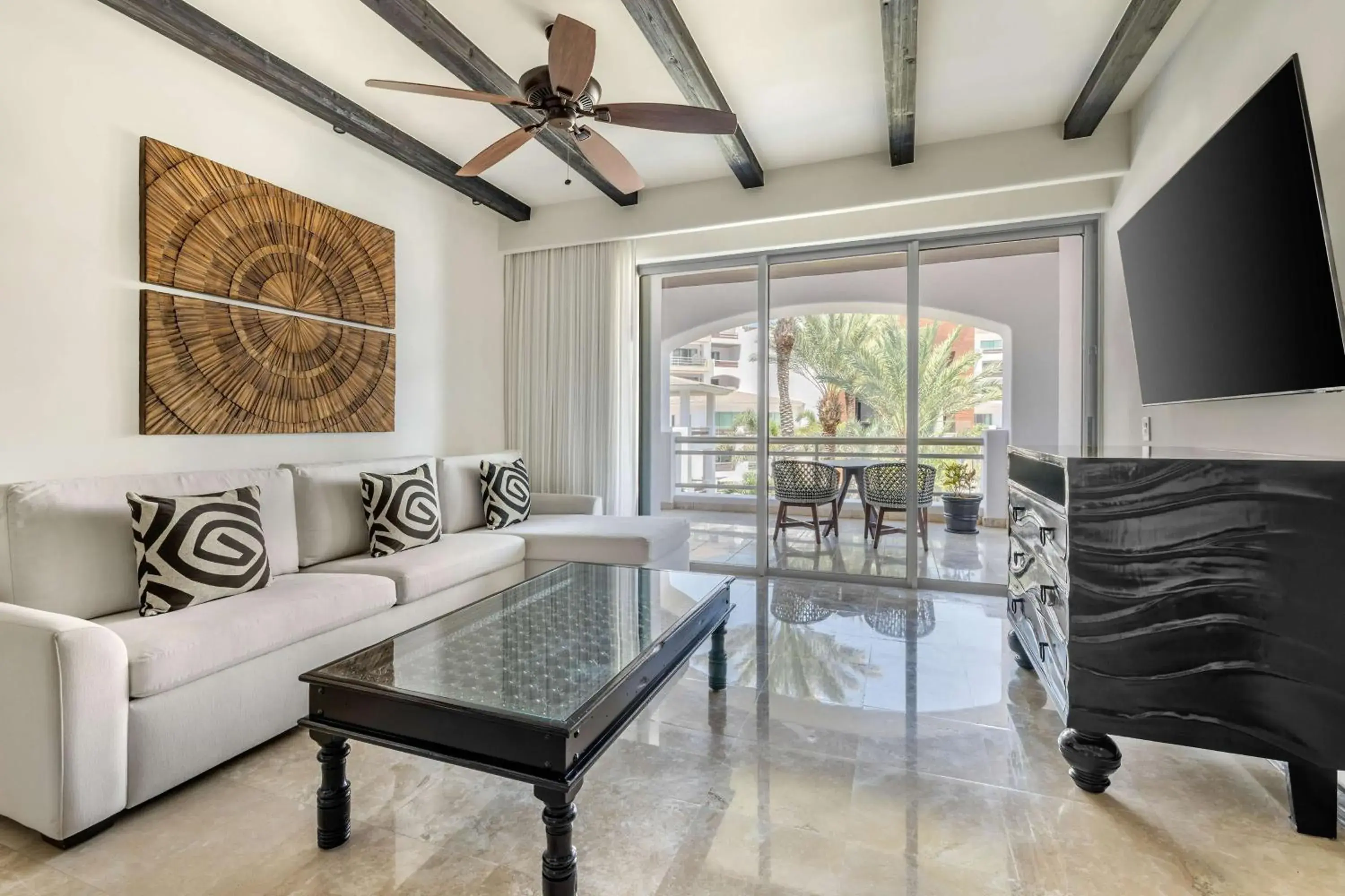 One Bedroom Deluxe King Suite with Pool View and Balcony in Hilton Vacation Club Cabo Azul Los Cabos One Bedroom Deluxe King Suite with Pool View and Balcony in Hilton Vacation Club Cabo Azul Los Cabos