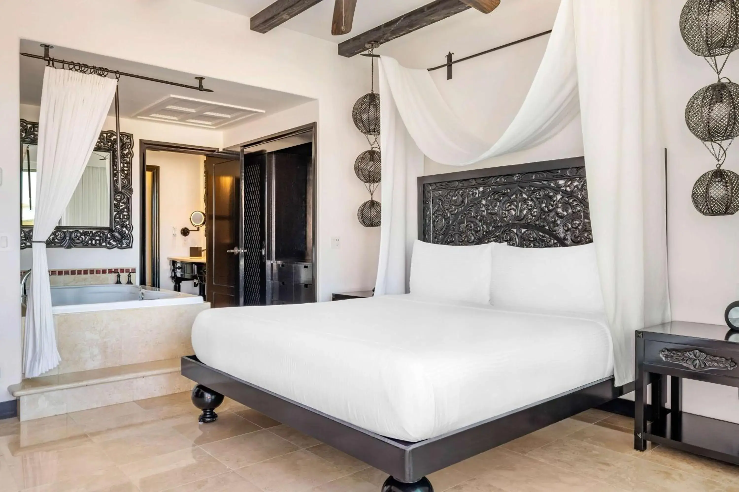 One Bedroom King Suite with Balcony in Hilton Vacation Club Cabo Azul Los Cabos One Bedroom King Suite with Balcony in Hilton Vacation Club Cabo Azul Los Cabos