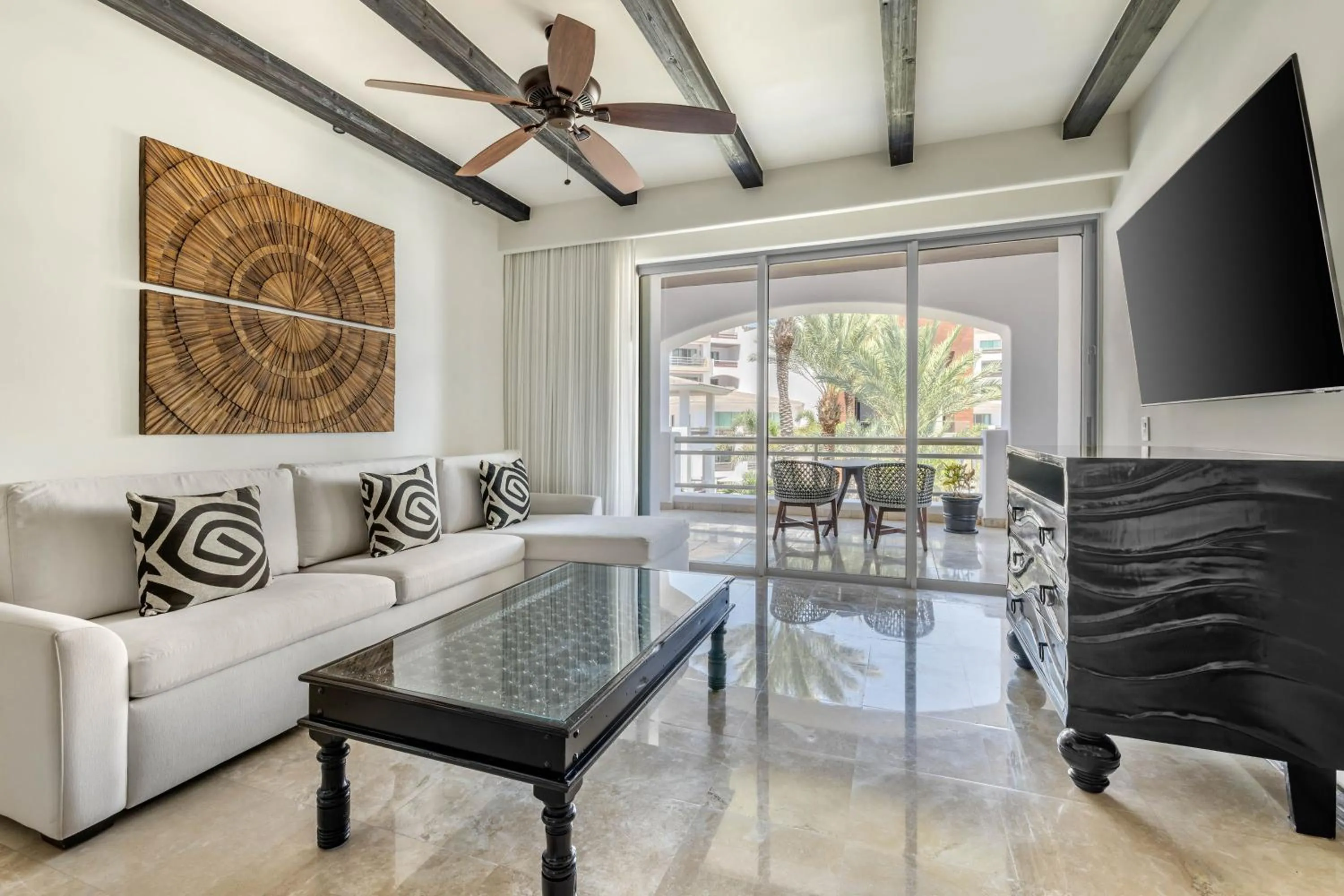 Living room in Hilton Vacation Club Cabo Azul Los Cabos