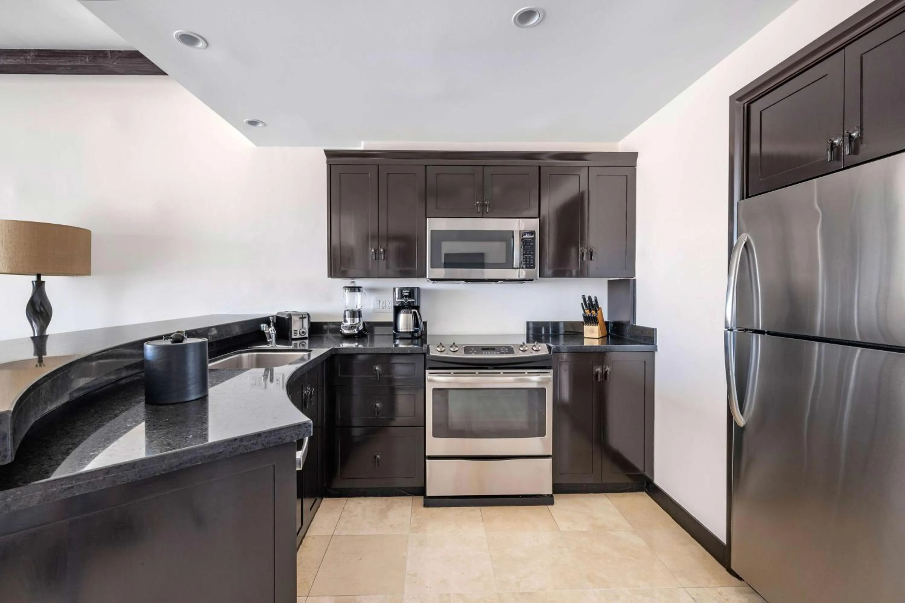 Kitchen or kitchenette in Hilton Vacation Club Cabo Azul Los Cabos