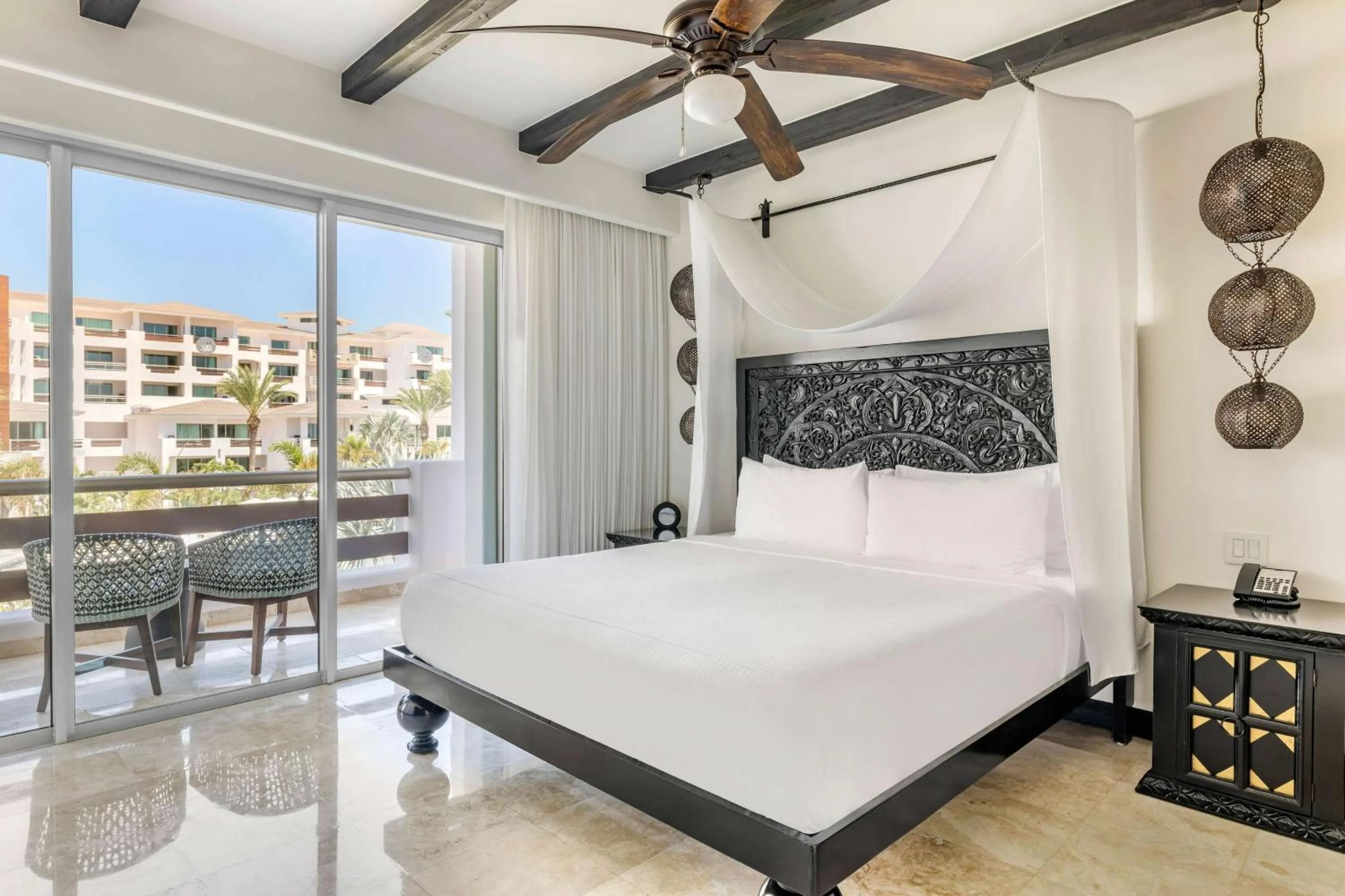 Bed in Hilton Vacation Club Cabo Azul Los Cabos