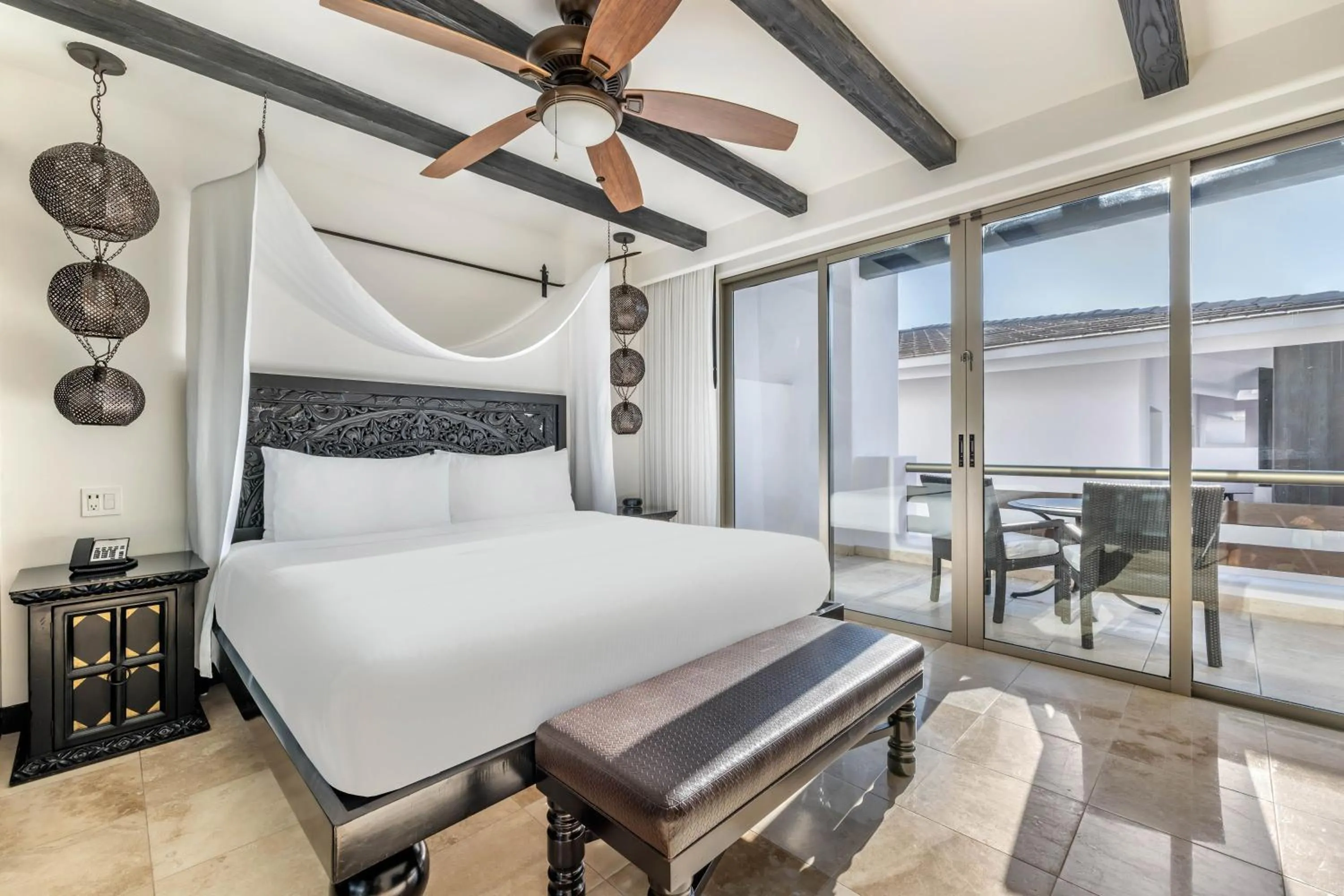 Bedroom, Bed in Hilton Vacation Club Cabo Azul Los Cabos