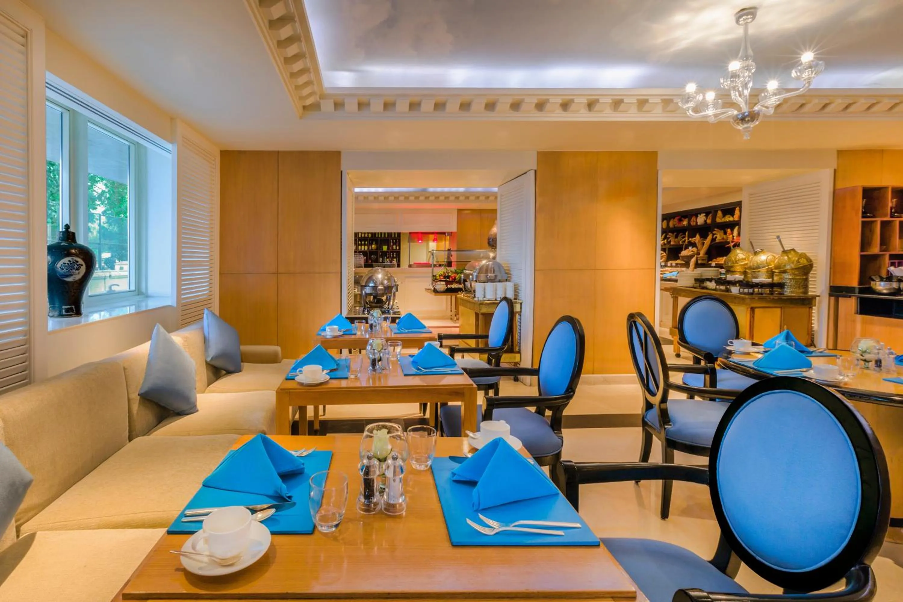 Restaurant/places to eat in Kempinski Nile Hotel, Cairo