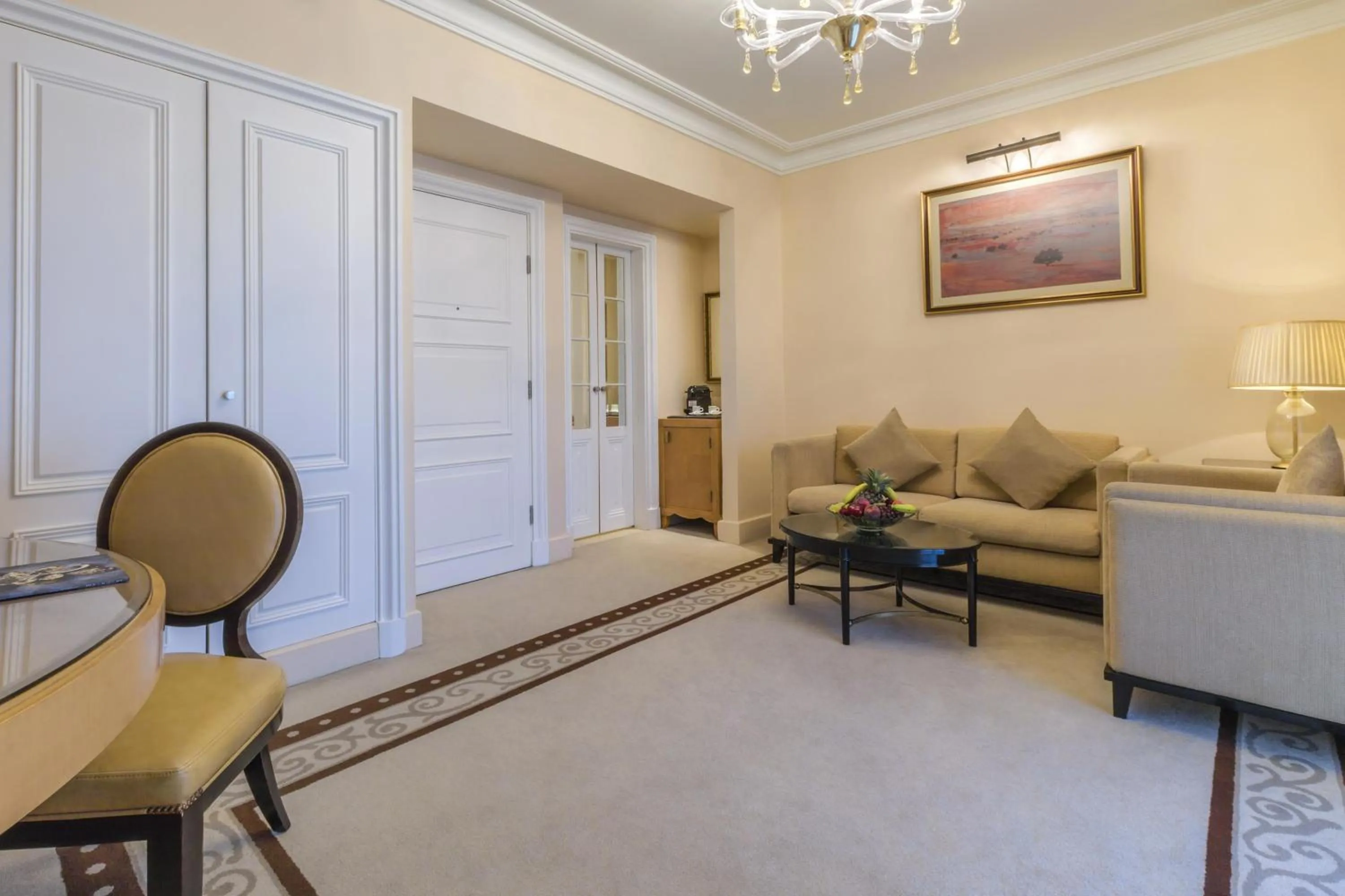 Photo of the whole room in Kempinski Nile Hotel, Cairo