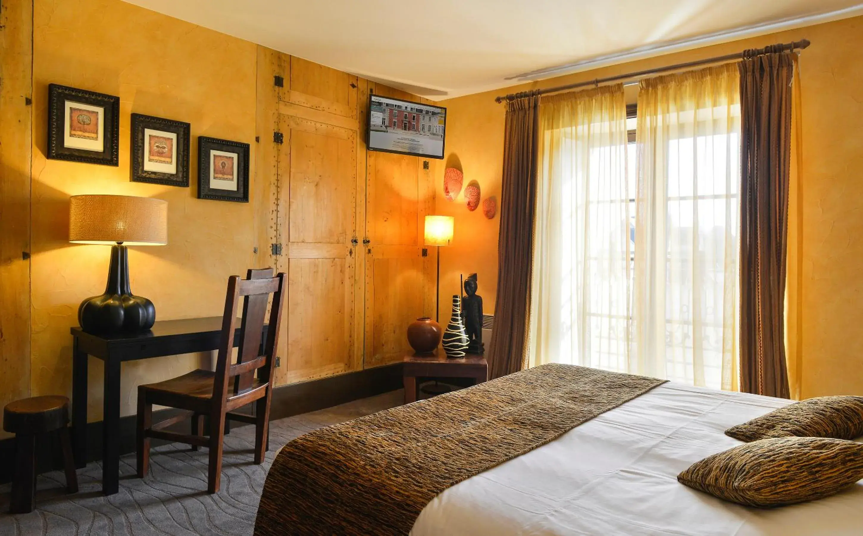 Deluxe Double or Twin Room in Hôtel & Spa du Domaine des Thômeaux, The Originals Relais Deluxe Double or Twin Room in Hôtel & Spa du Domaine des Thômeaux, The Originals Relais